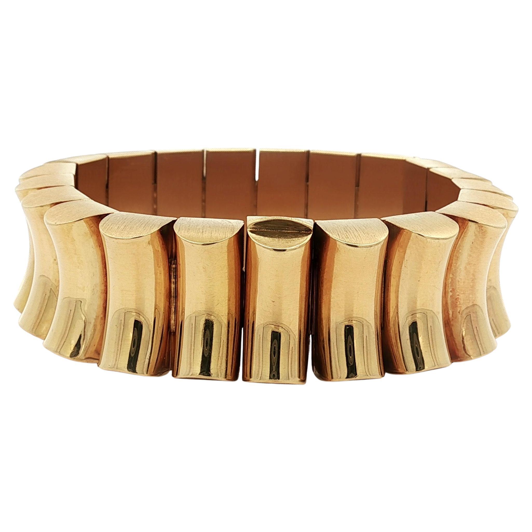 Vintage 18k Gold Smooth Flexible Rounded Polished Concave Statement Bracelet