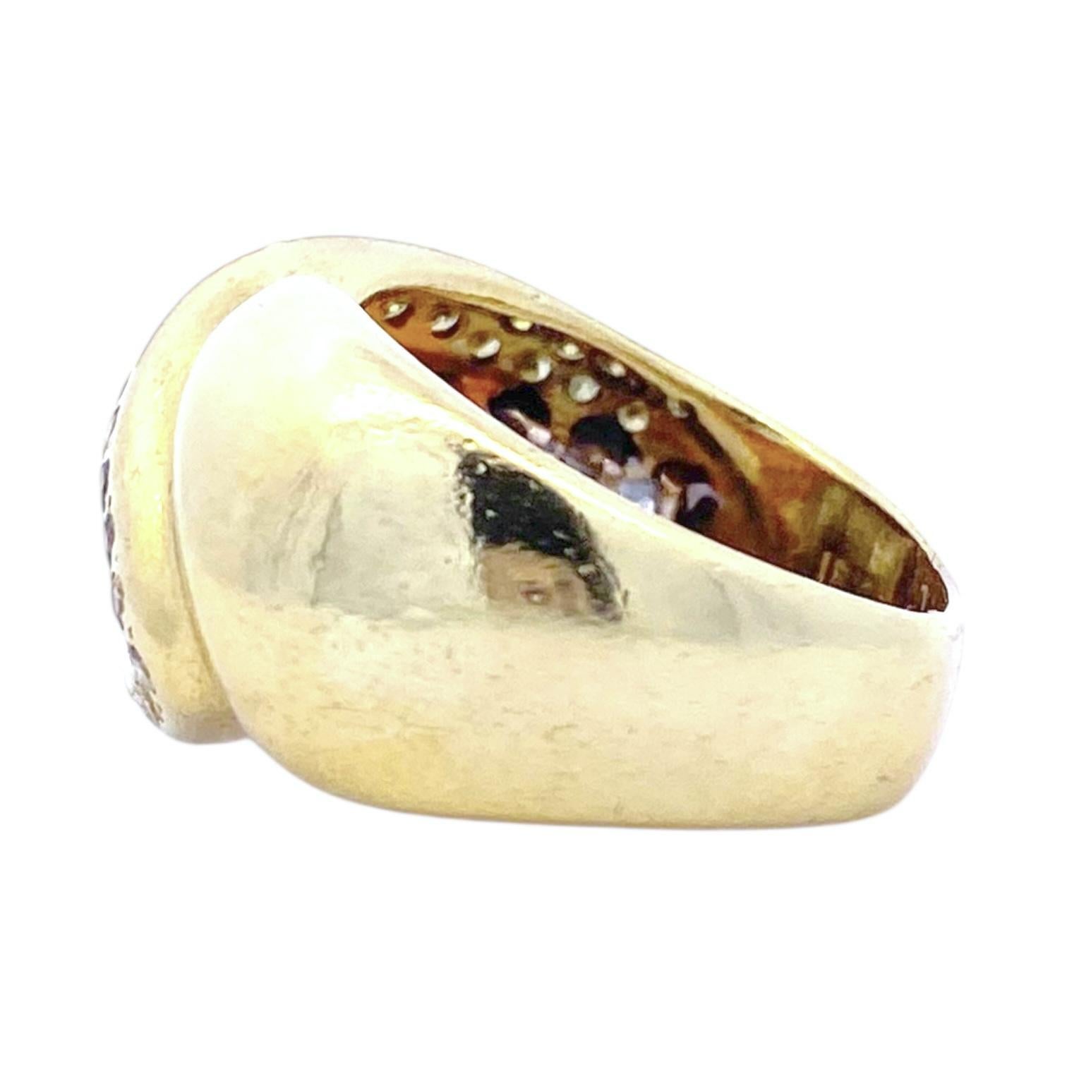 Contemporaneo Anello vintage in oro 18 carati con diamanti bianchi e gialli in stile serpente in vendita