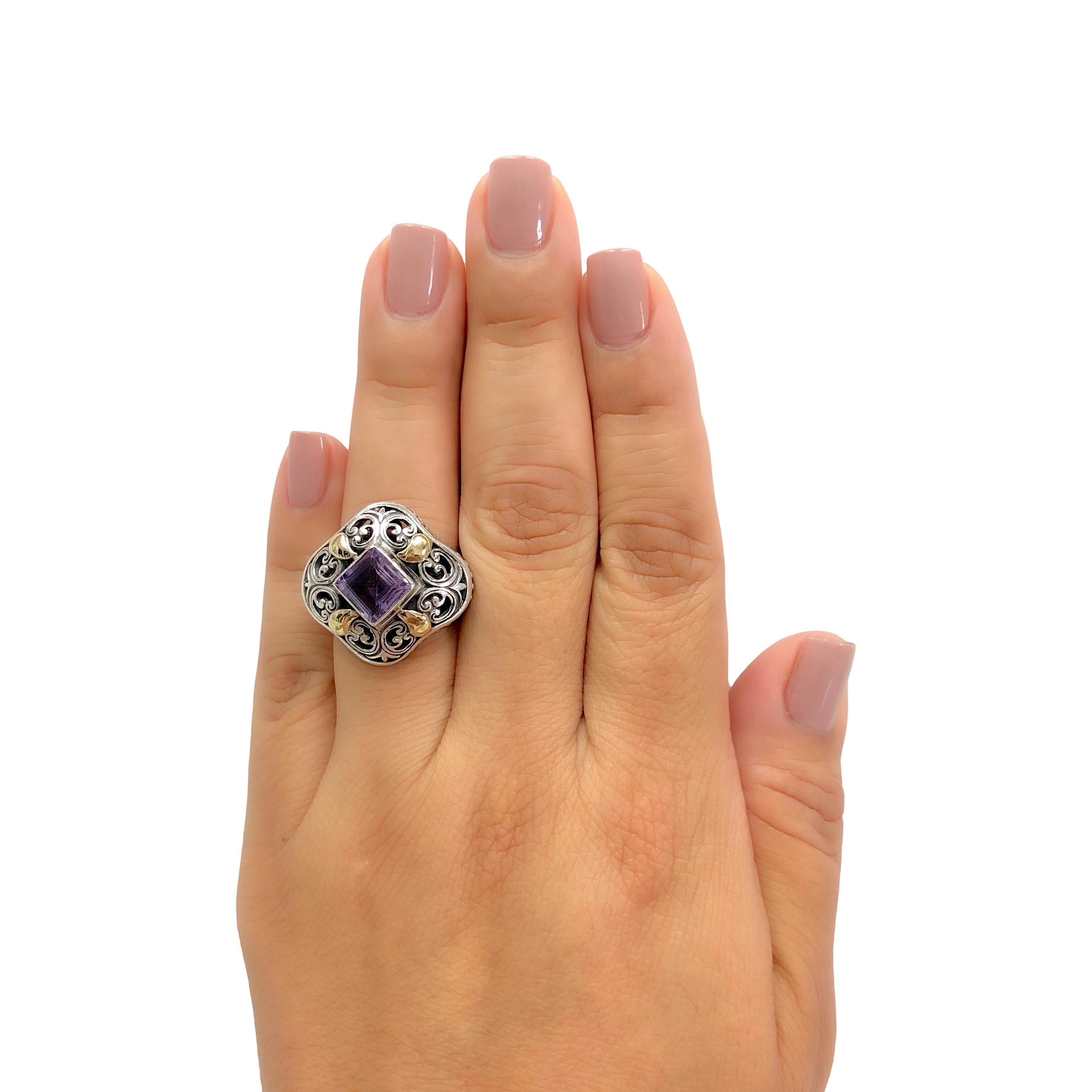 Vintage 18K Gold Sterling Silver Amethyst Chunky Open-Scroll Work Cocktail Ring In Good Condition For Sale In New York, NY