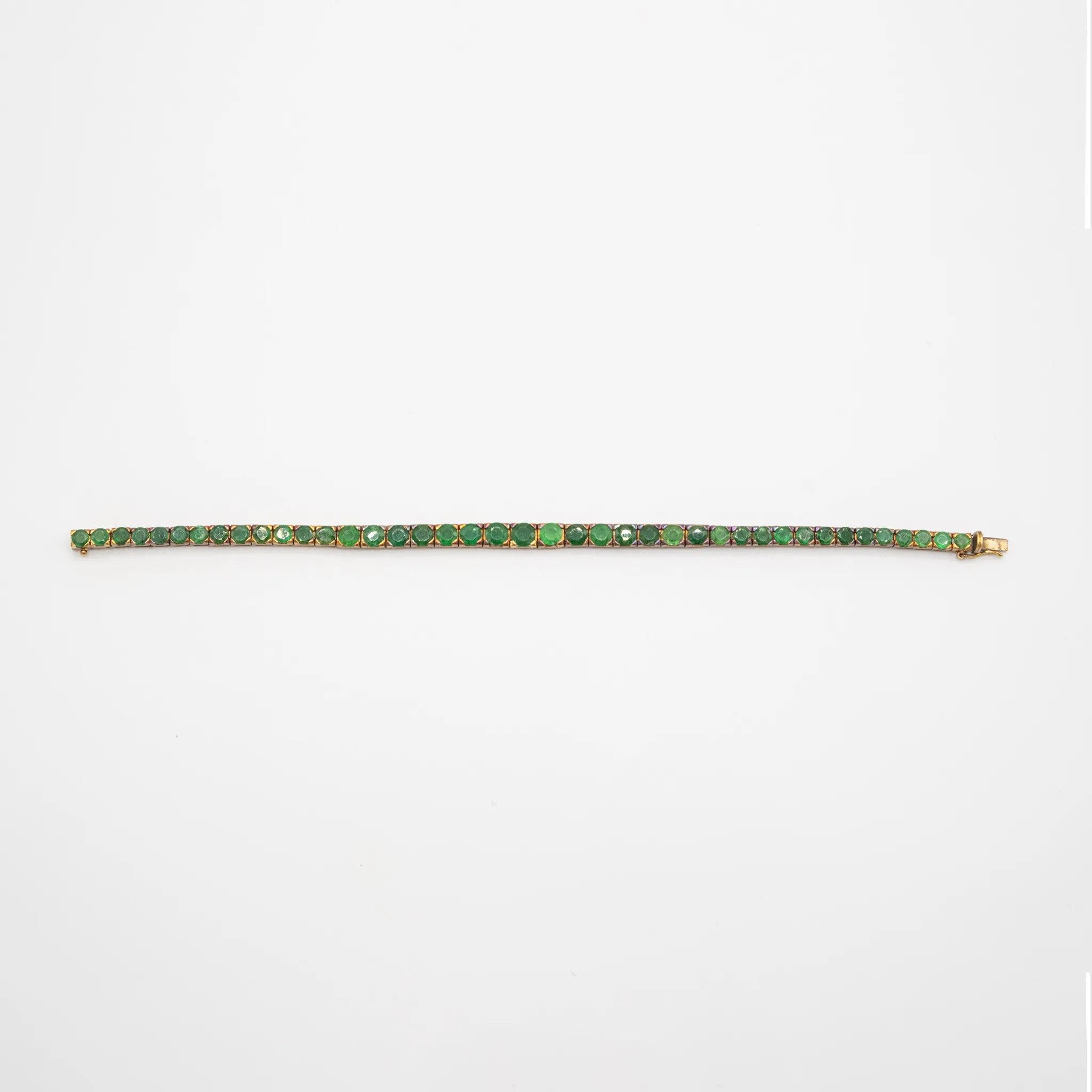 Bracciale da tennis d'epoca in oro 18 carati con 41 smeraldi naturali - anni '80 in vendita 7