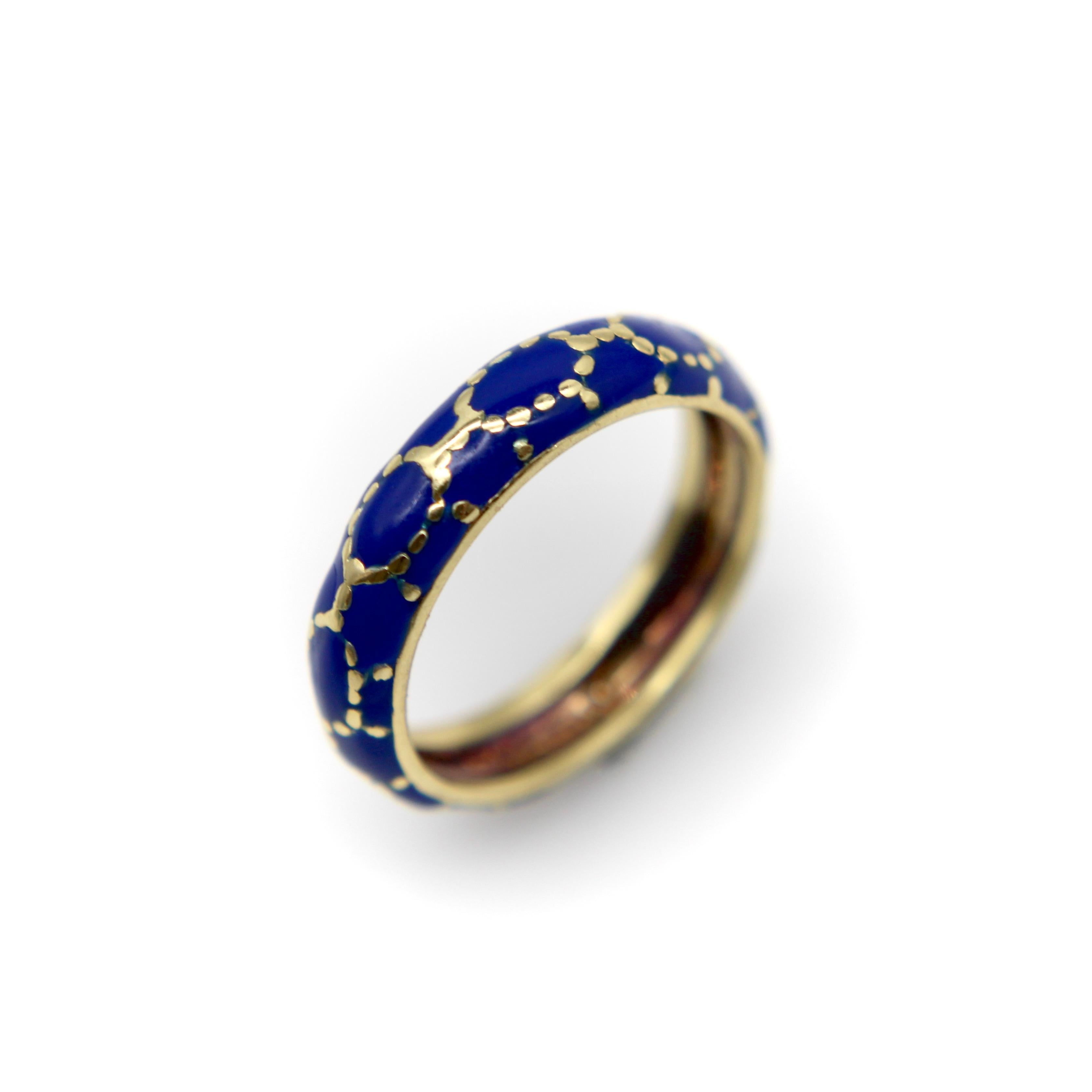 Vintage 18K Gold Tiffany & Co. Blue Enamel Ring / Band Moderno en venta