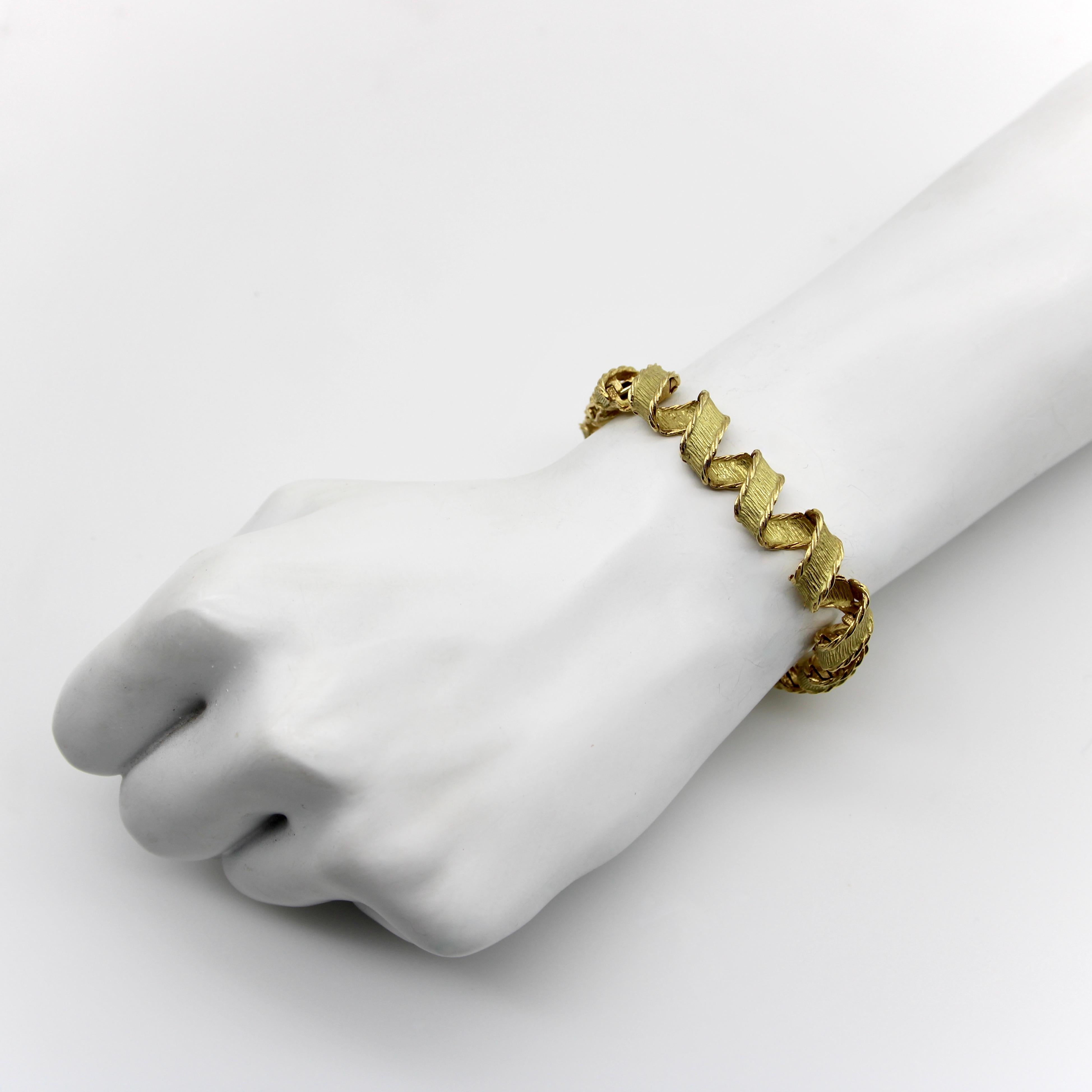 Vintage 18K Gold Tiffany & Co. French Ribbon Bracelet For Sale 3