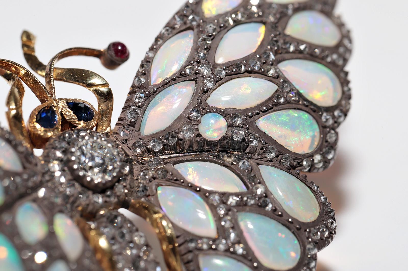 18 Karat Gold Top Silber Vintage  Natürlicher Diamant und Opal Schmetterling Brosche im Angebot 10