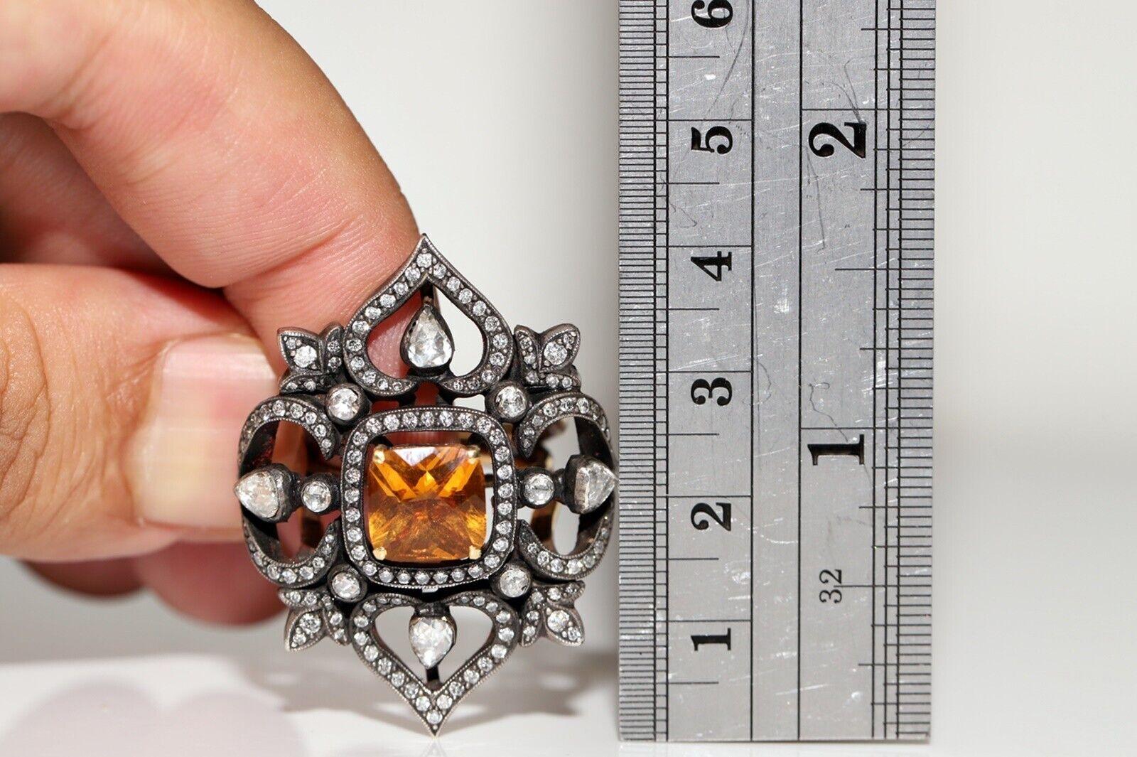 Vintage 18k Gold Top Silver Natural Diamond And Topaz Decorated Strong Ring  For Sale 3