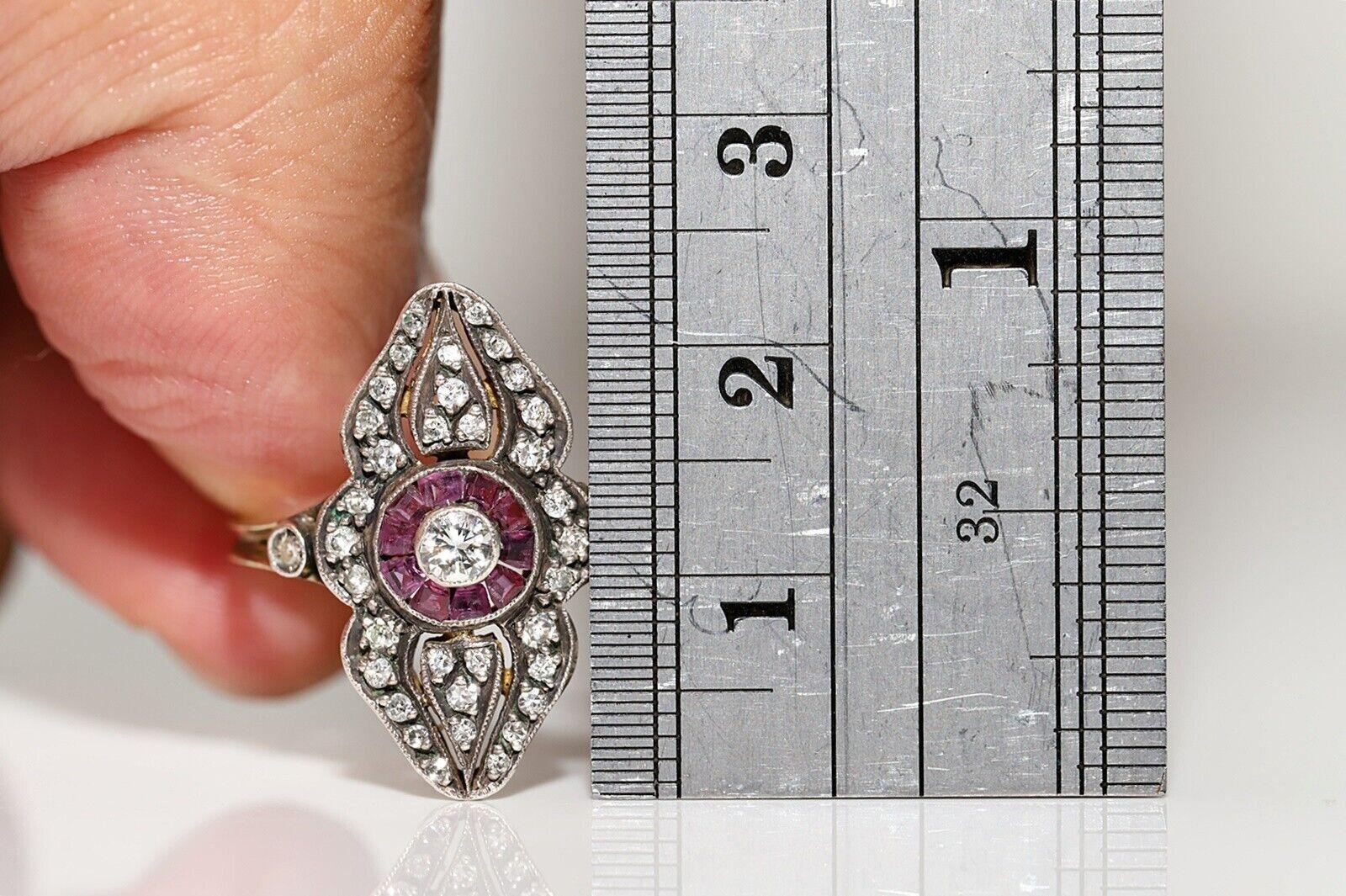 Bague navette vintage en or 18 carats, argent, diamant naturel, calibre, rubis et diamants en vente 2