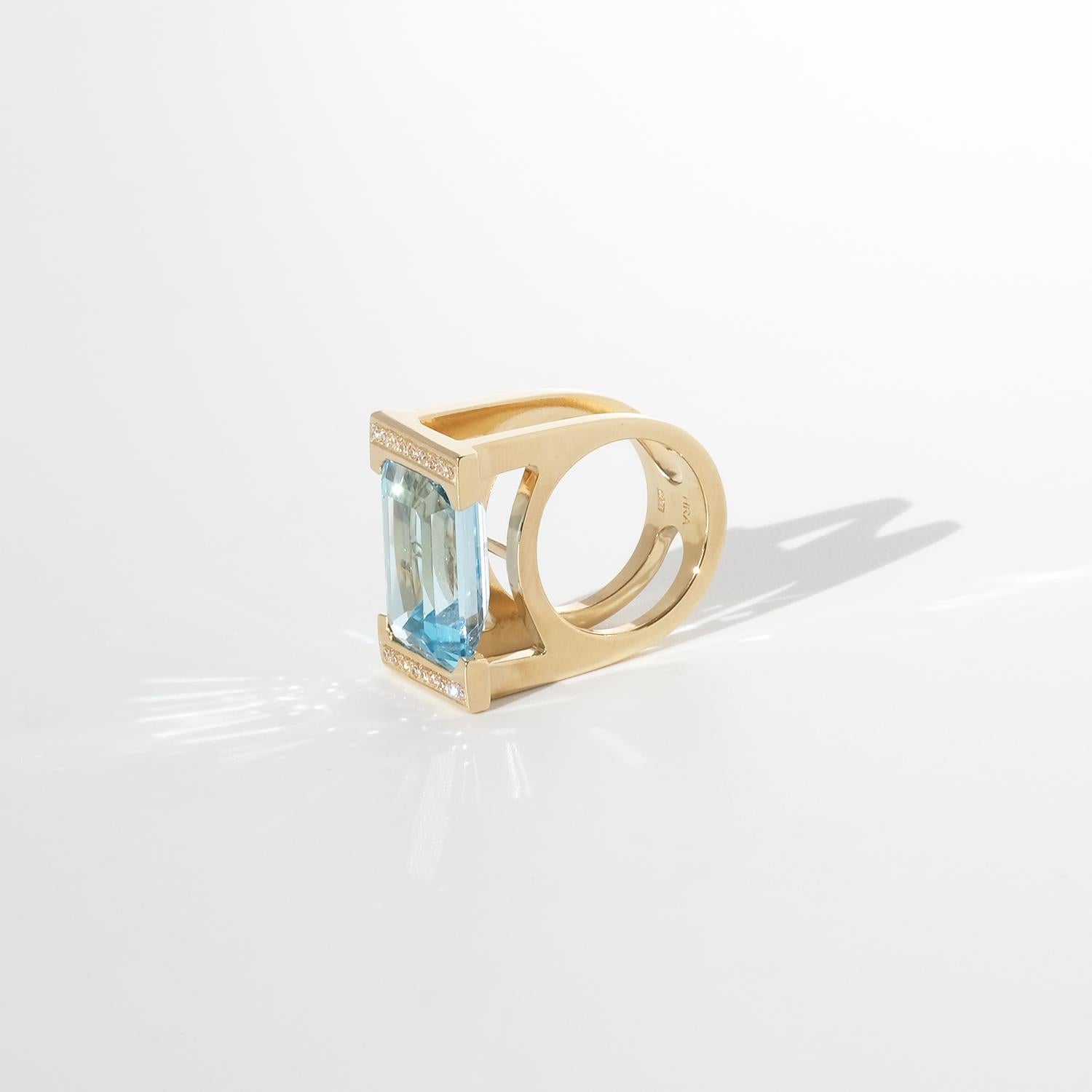 Vintage 18K Gold, Topaz and Diamonds Ring by Horacio Ramirez Achinelli For Sale 1