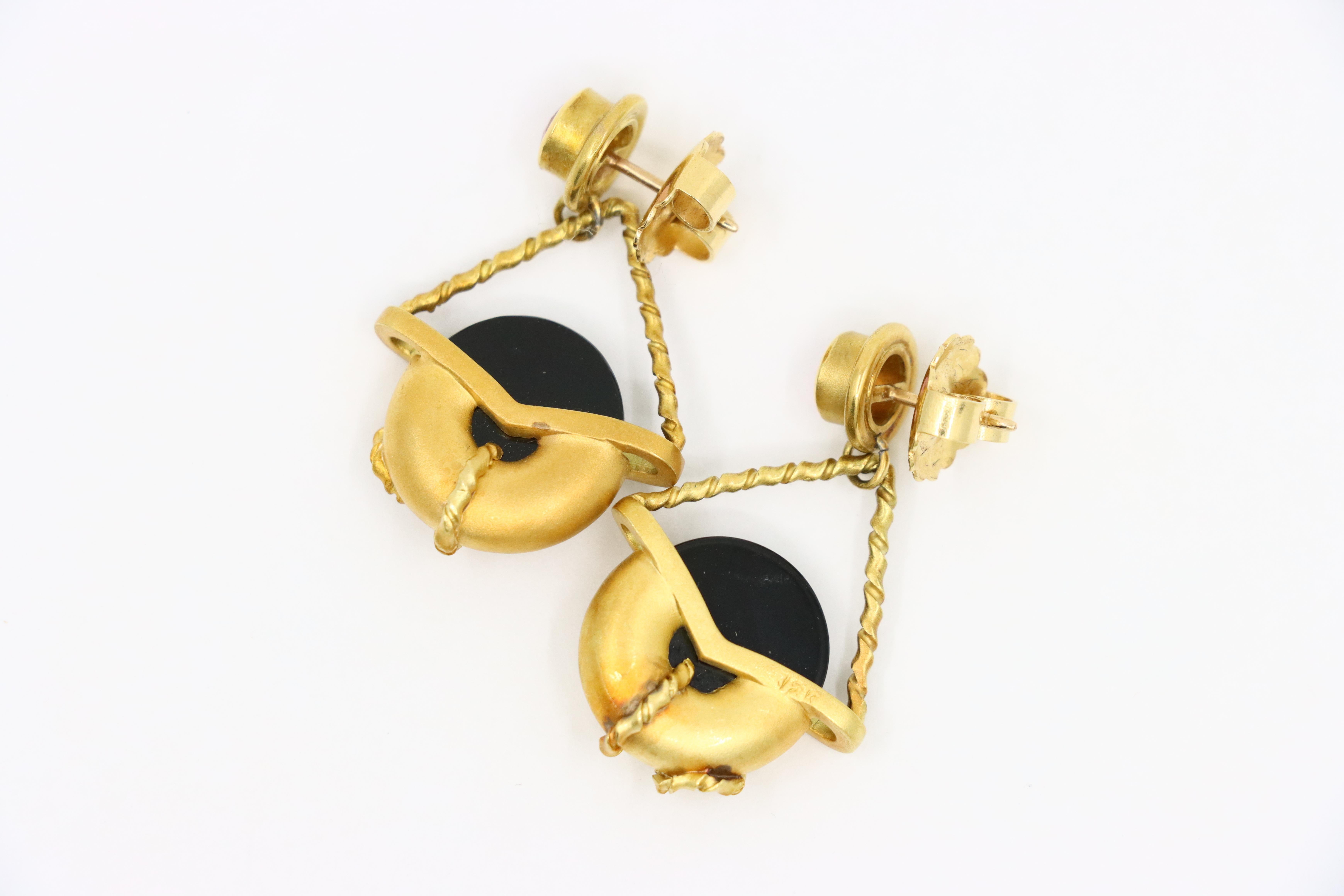 Vintage 18K Gold Tourmaline Onyx Earring For Sale 5