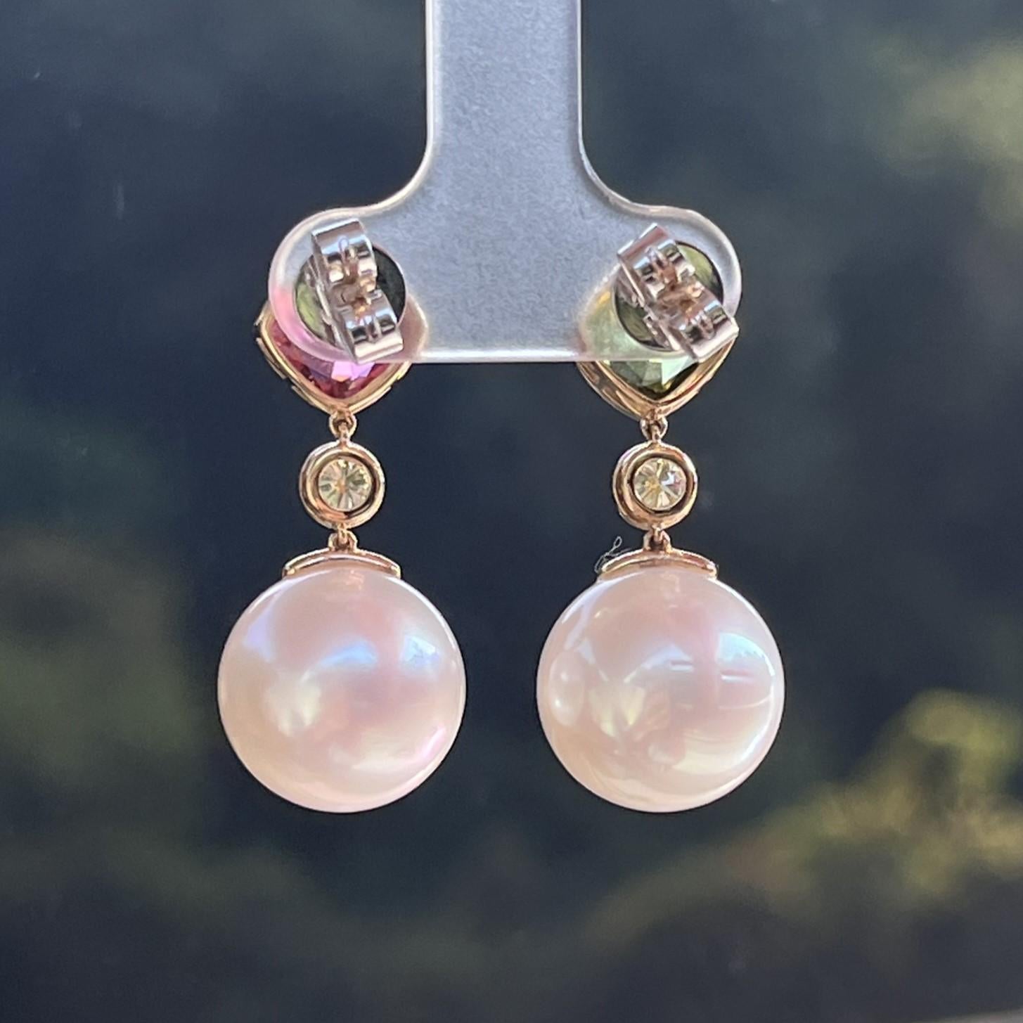 Pendientes vintage de perlas del mar del sur de 11-12 mm y turmalina con oro de 18k en venta 6