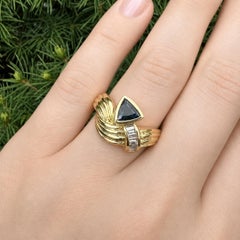Vintage 18k Gold Trillion Sapphire w/ Baguette Diamond Ribbed Knot Band Ring