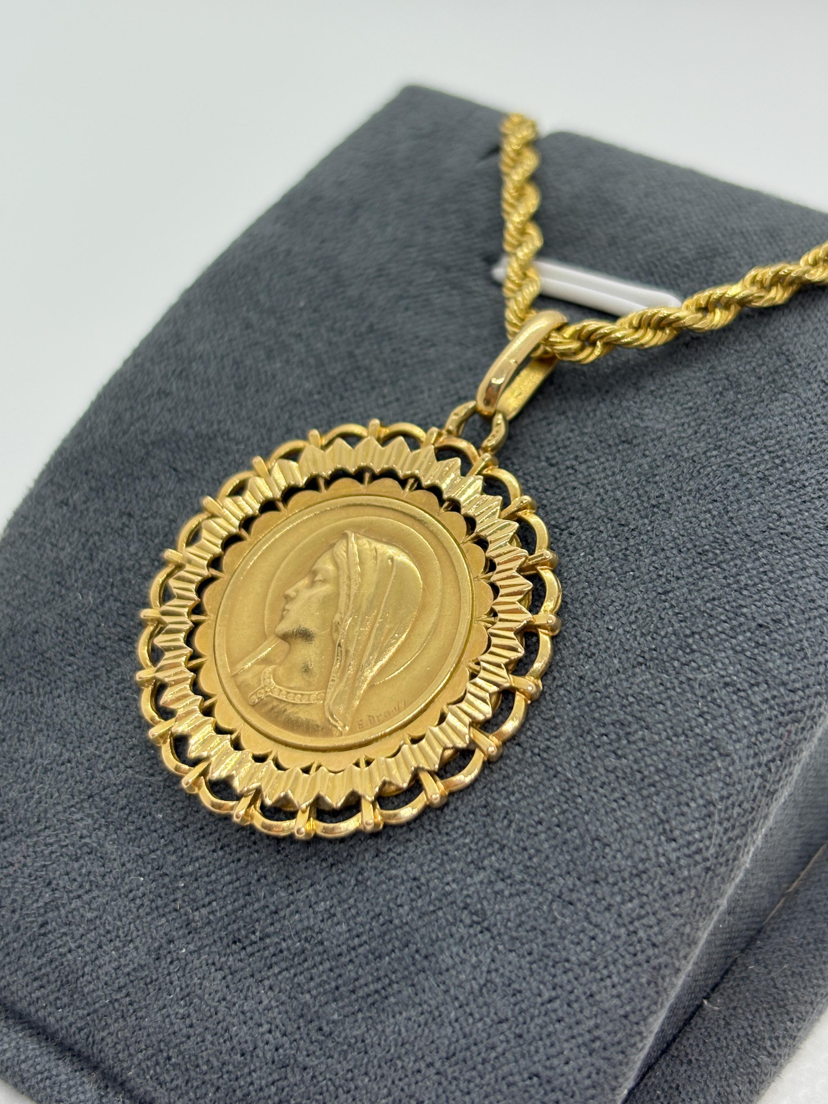 Medaglia d'epoca in oro 18k di Émile Dropsy - Ciondolo religioso francese in vendita 5