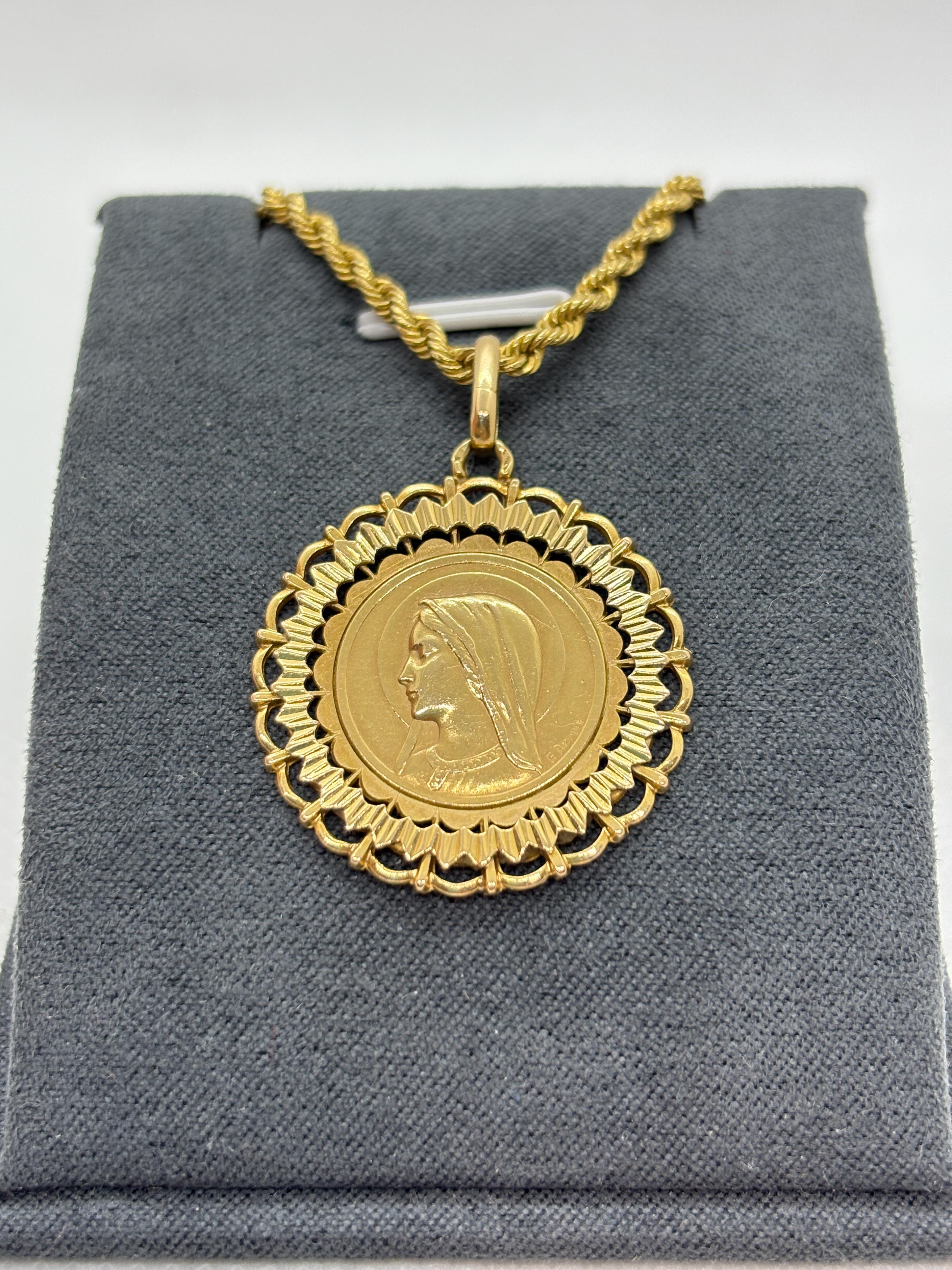 Medaglia d'epoca in oro 18k di Émile Dropsy - Ciondolo religioso francese in vendita 6