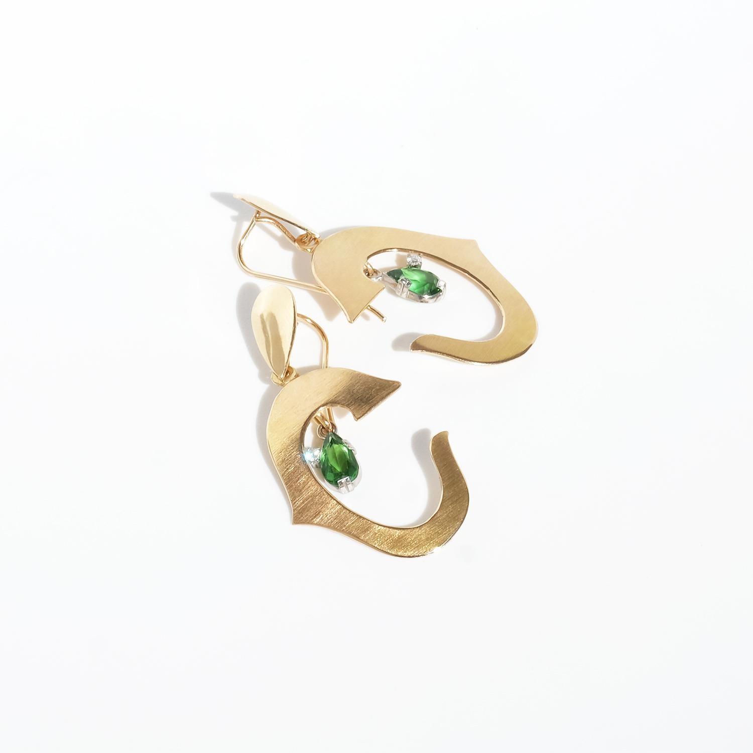 Ohrringe aus 18 Karat Gold, Weißgold, Chrysolit und Diamanten, hergestellt 1995 Damen im Angebot