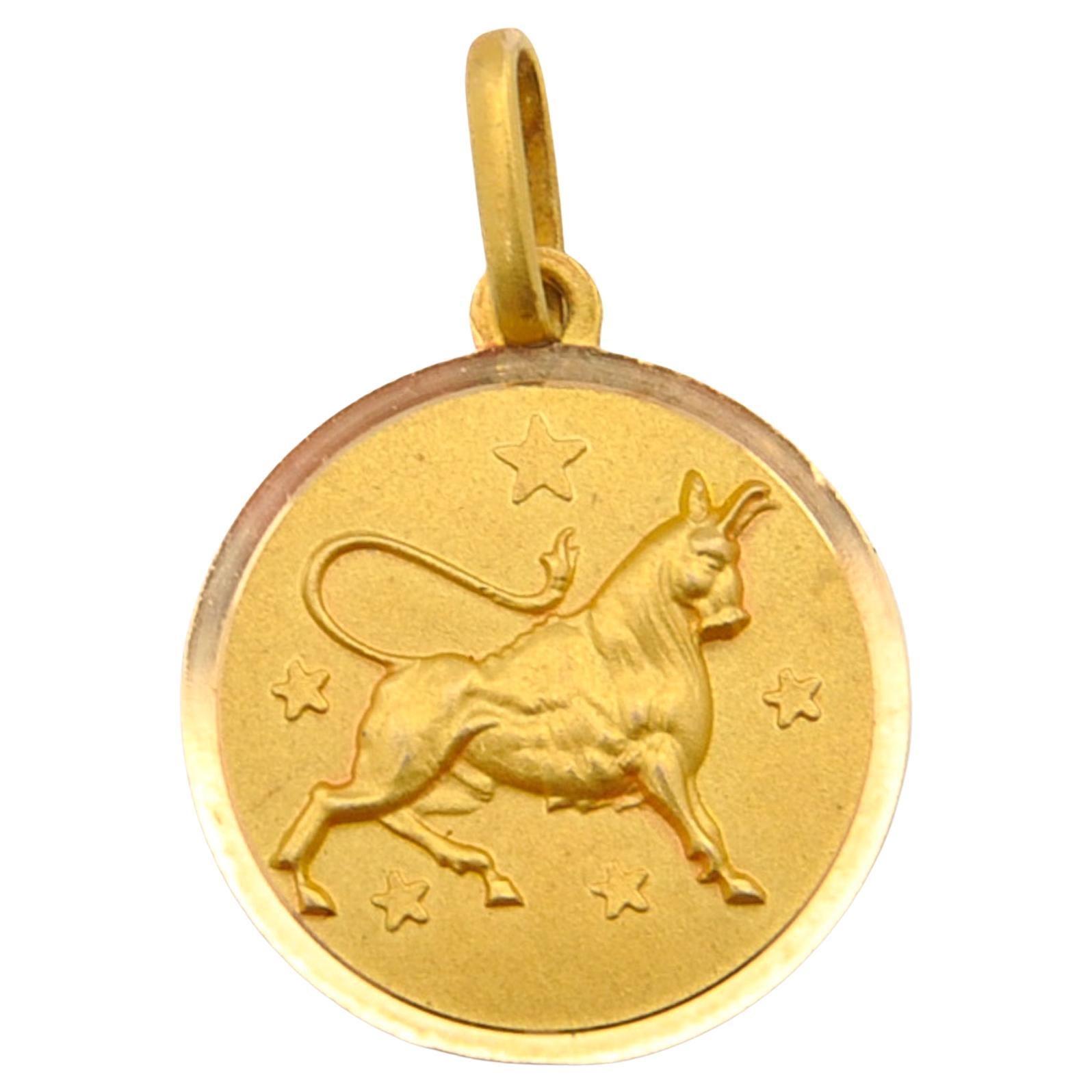 Zodiac Taurus 18 Karat Yellow Gold Charm Pendant For Sale