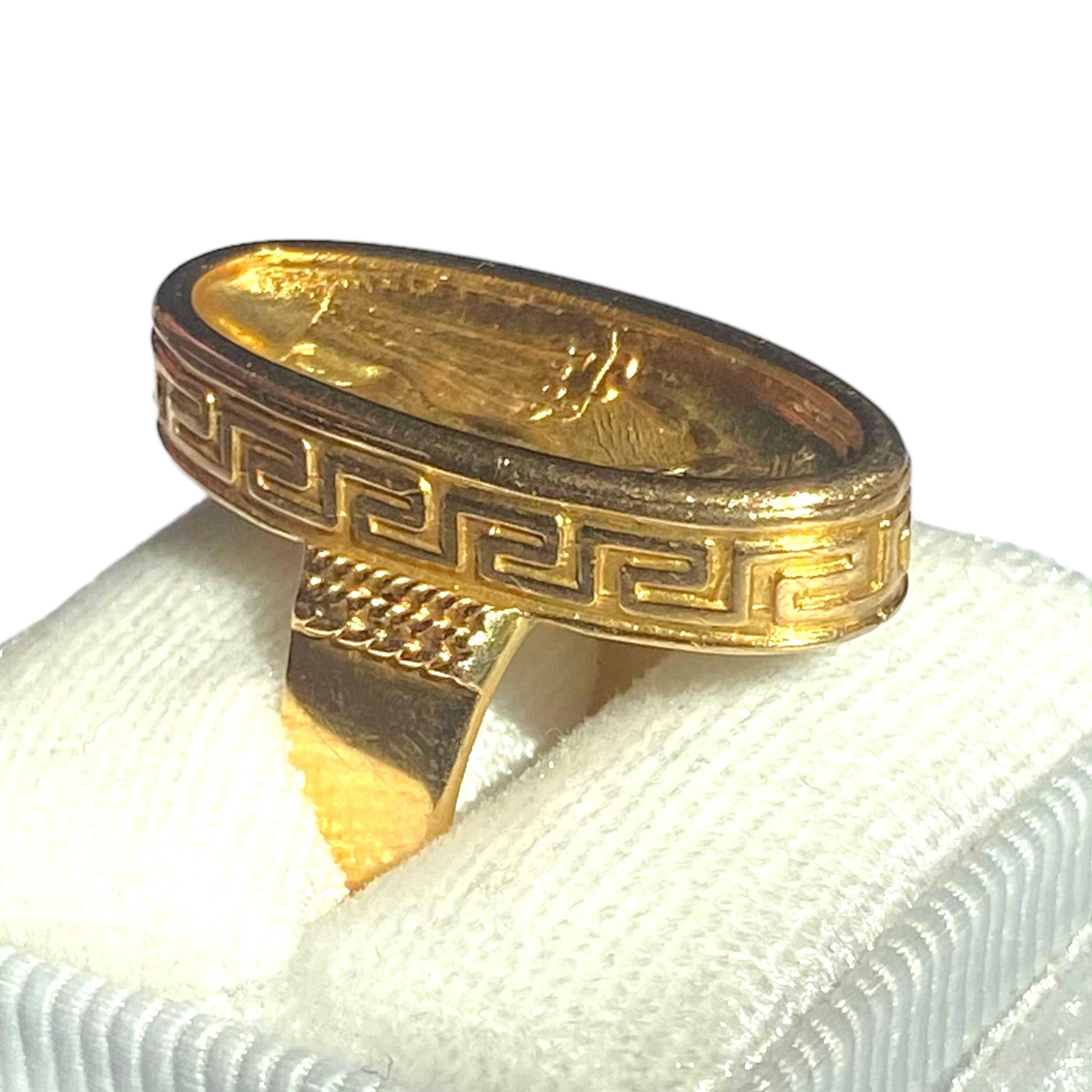 Classical Greek Vintage 18K Greek Key Oval Cameo Style Ring