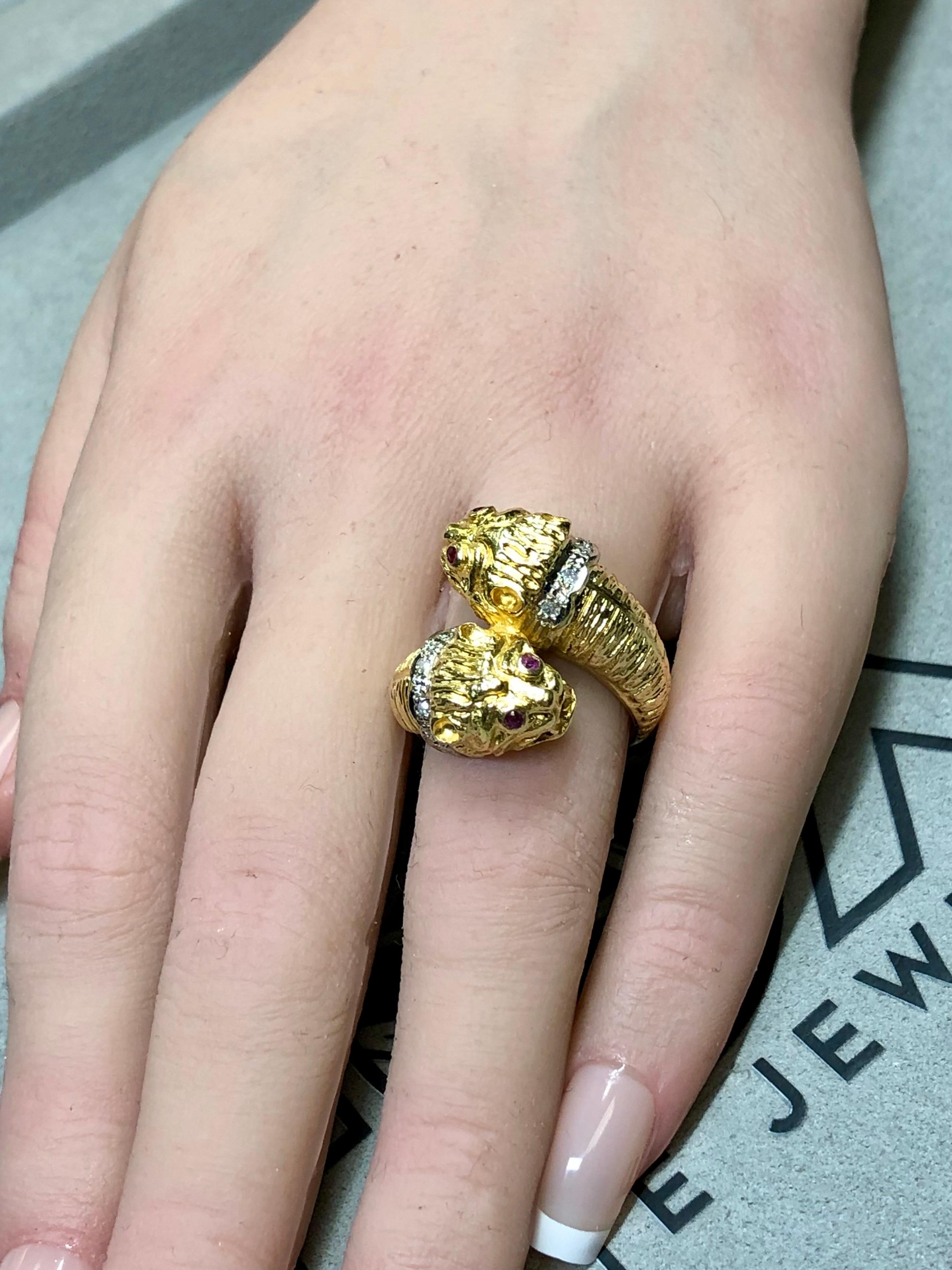 Vintage 18K Lalaounis Quimera doble cabeza Rubí Diamante Bypass Anillo Sz 6.5 en venta 9