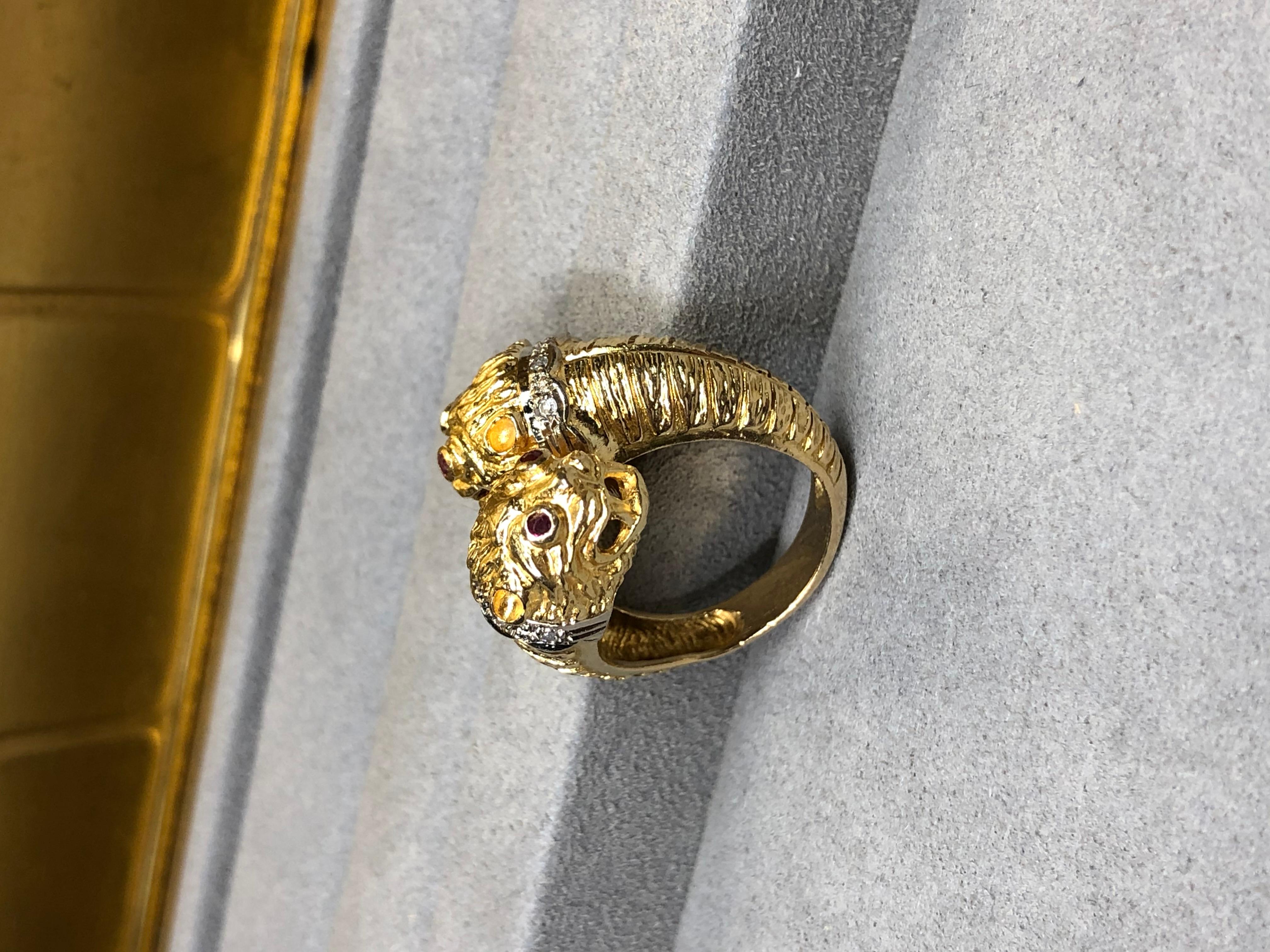 Vintage 18K Lalaounis Quimera doble cabeza Rubí Diamante Bypass Anillo Sz 6.5 en Bueno estado para la venta en Winter Springs, FL