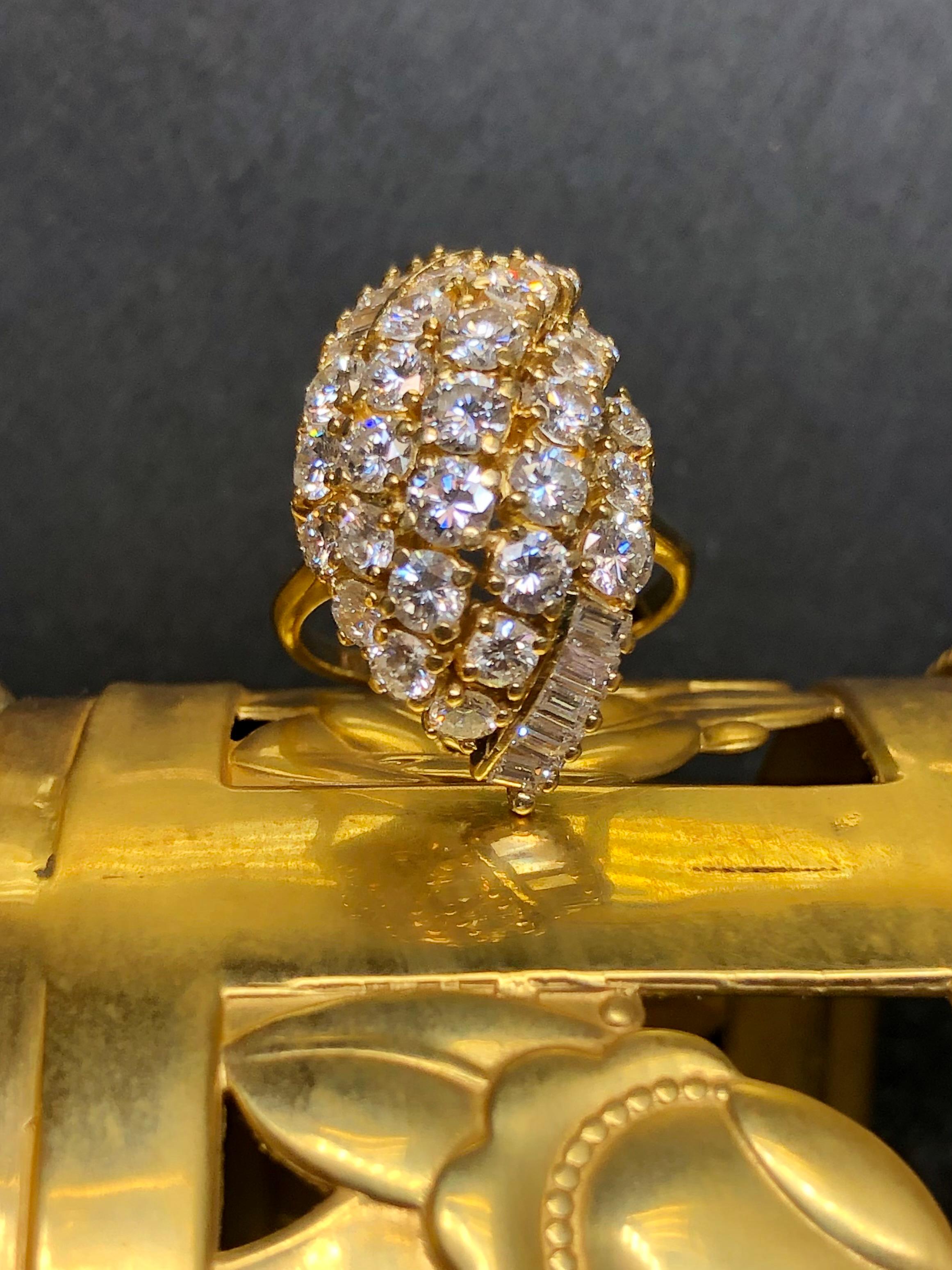 Contemporary Vintage 18k Large Diamond Cluster Cocktail Ring 3.65cttw F Vs For Sale