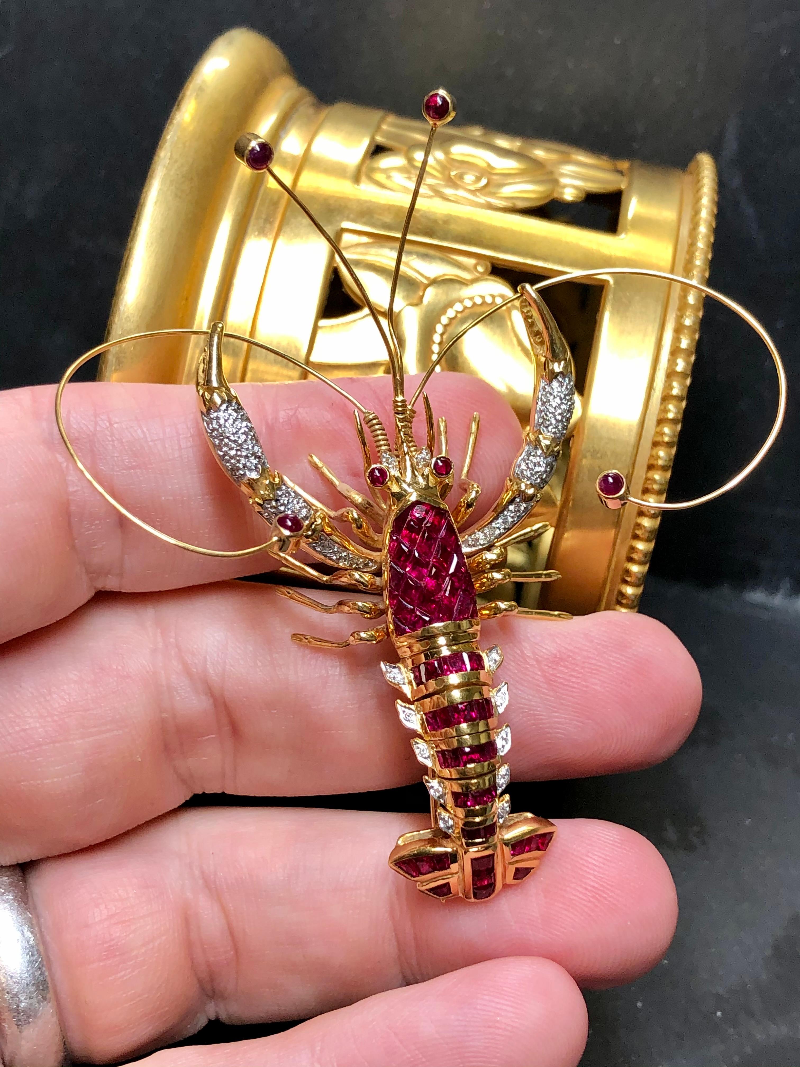 Vintage 18K Le Vian Invisible Set Ruby Diamond Lobster Brooch RETIRED In Good Condition For Sale In Winter Springs, FL