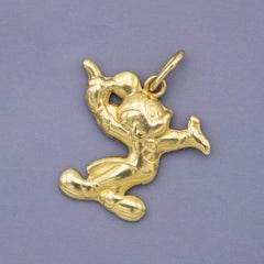 Vintage 18k Mickey Mouse Pendant - Solid yellow gold - Mickey wearing a tuxedo