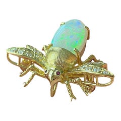 Vintage 18K Opal and Diamond Bug Fly Pendant Brooch