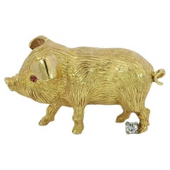 Ciondolo maiale vintage in oro giallo 18 carati con diamante