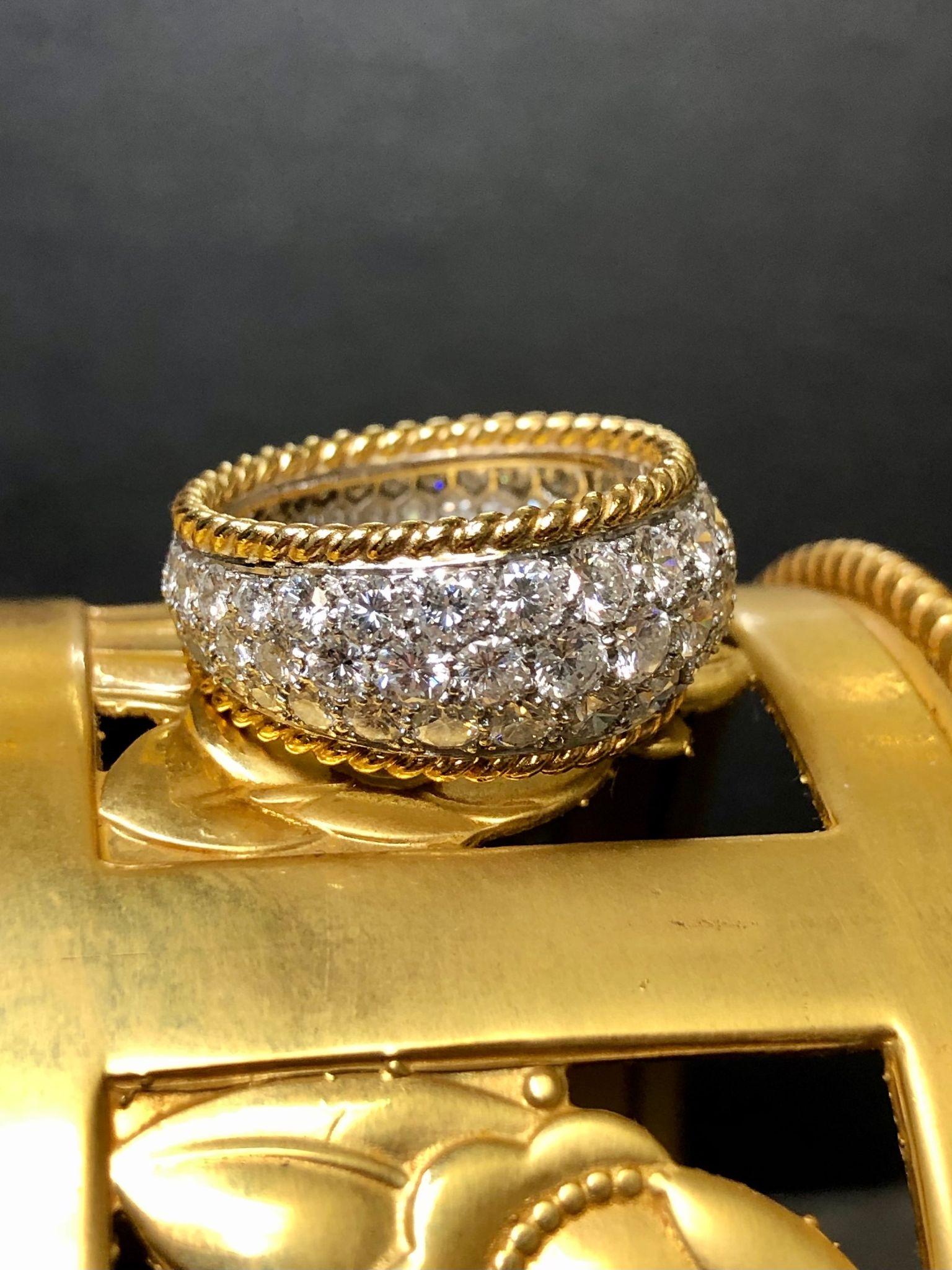 This ring is simply exquisite and the quality is exceptional down to the azuring on the inside of the band. You know that when the inside of a piece is as beautiful as it’s outside, you have something special. This piece is done in platinum with 18K