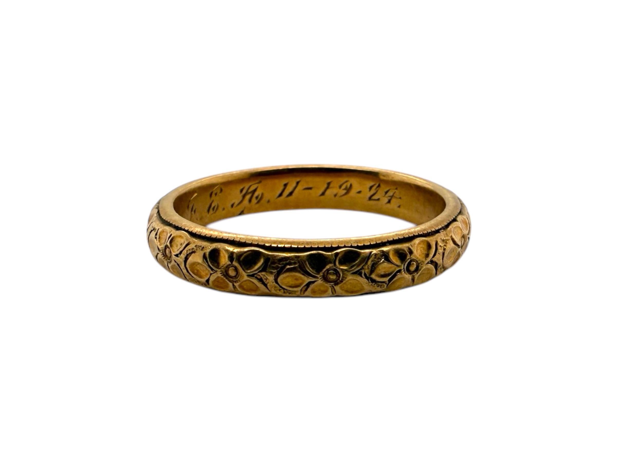 Vintage 18K Rose Gold Engraved Wedding Band Size 10 2