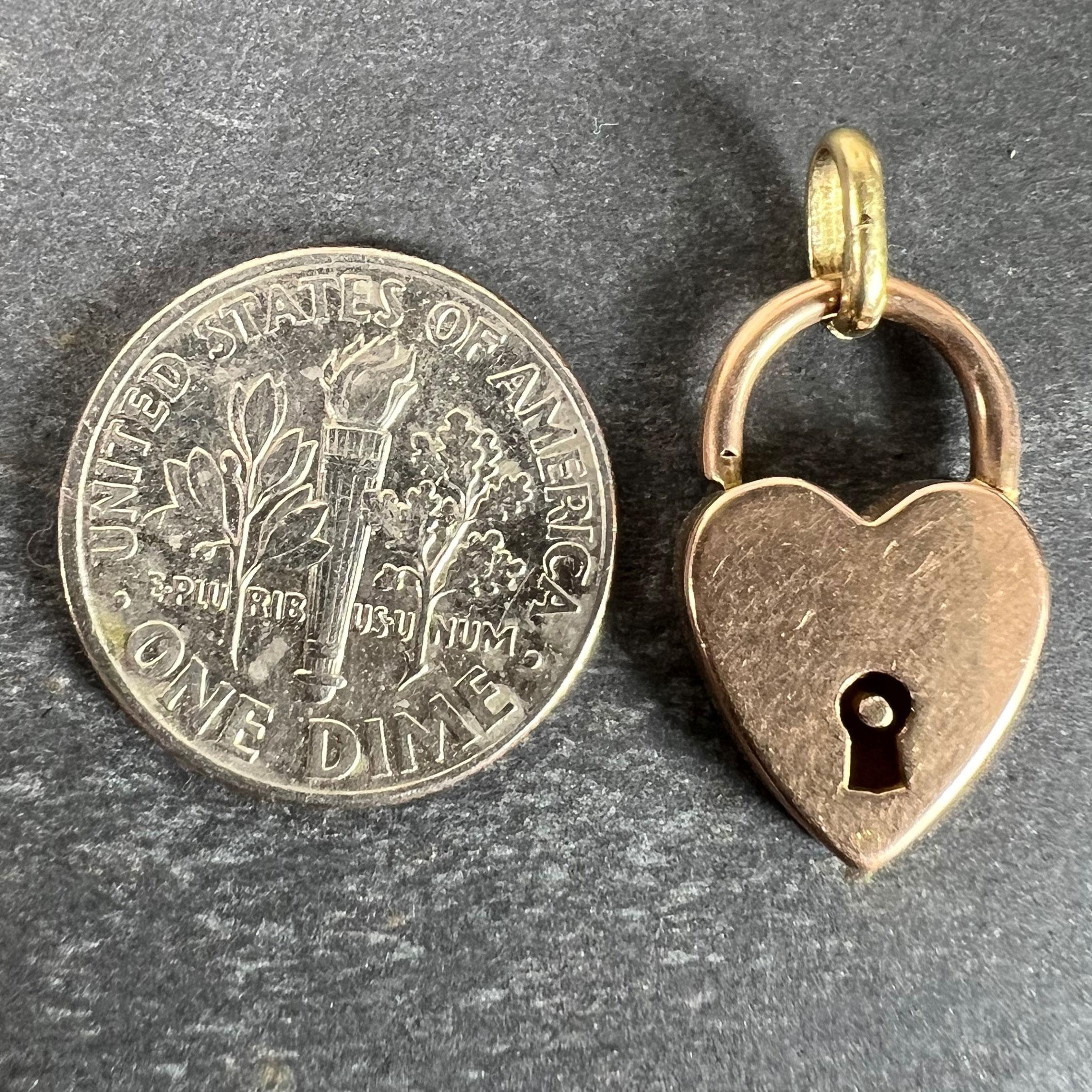 Vintage 18K Rose Gold Herz Vorhängeschloss Charm Anhänger im Angebot 6