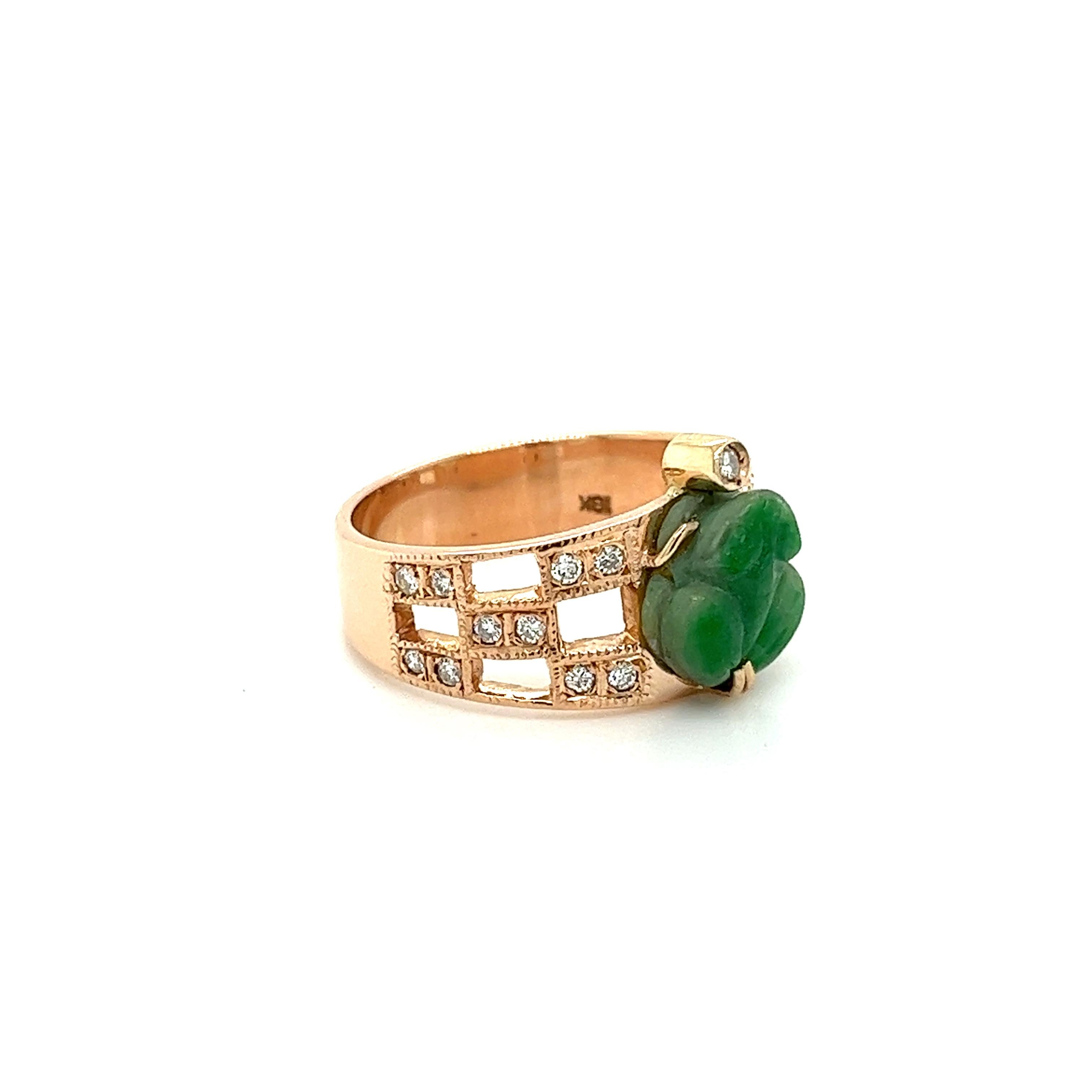 Art Deco Vintage 18k Rose Gold Jadeite Jade Carved Frog Open Shank Ring with Diamond Side For Sale