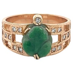 Vintage 18k Rose Gold Jadeite Jade Carved Frog Open Shank Ring with Diamond Side