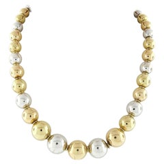 Collier de perles vintage à boules rondes graduées en or rose et jaune blanc 18 carats