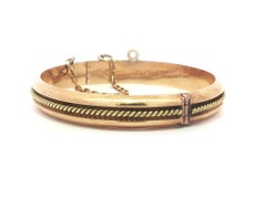 Vintage 18k Rosy Gold & Green Gold Twisted Wire Center Hinged Bangle Bracelet