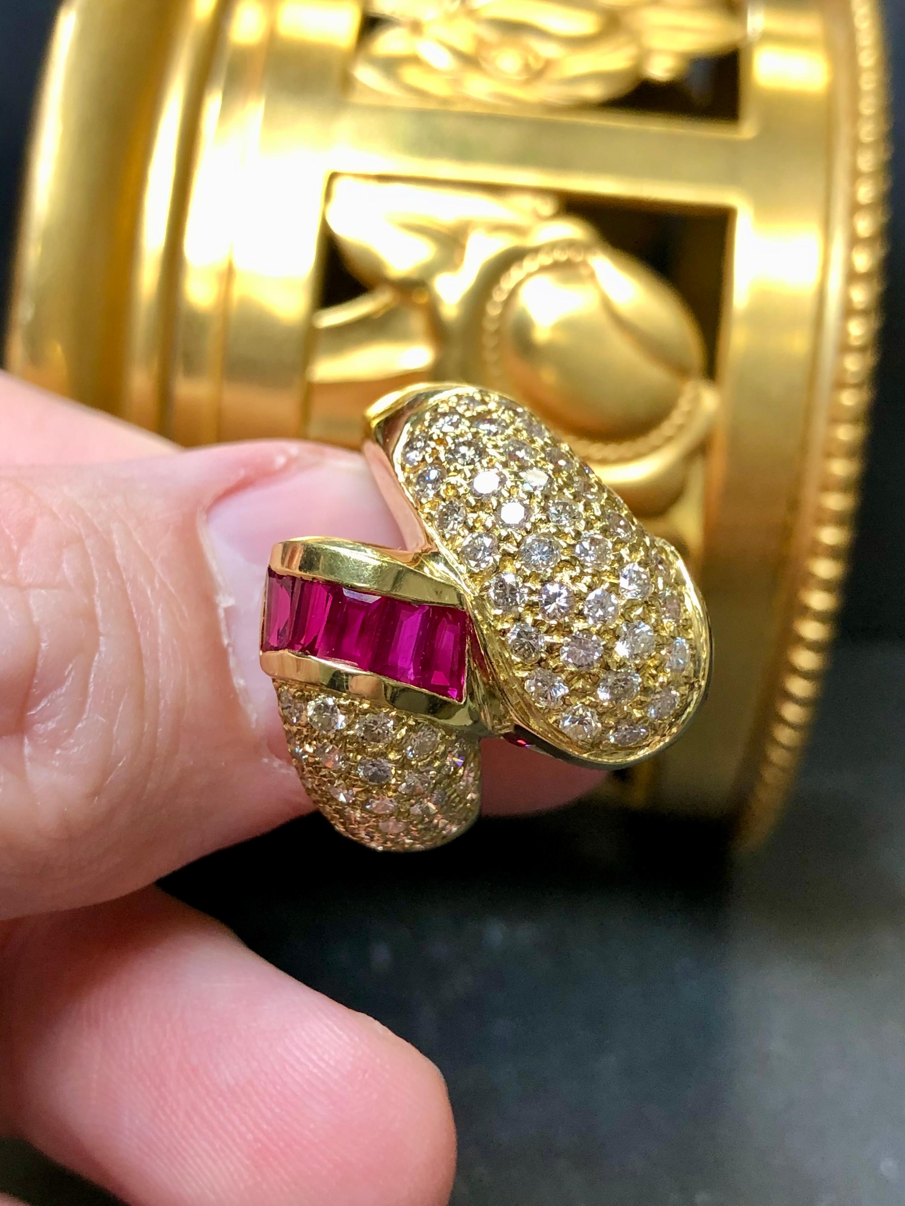Vintage 18K Ruby Pave Diamond Bypass Large Cocktail Ring 4.53cttw Sz 7.75 In Good Condition For Sale In Winter Springs, FL