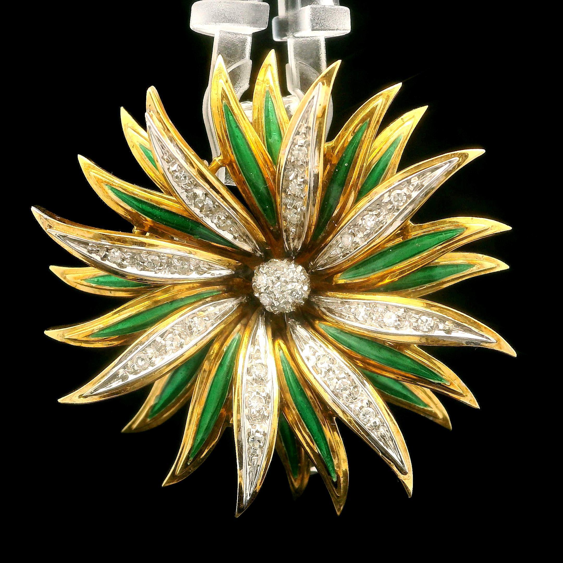 Vintage 18k Massivgold Diamant Grün Emaille Sprühblume Multi Layer Brosche Pin im Angebot 2