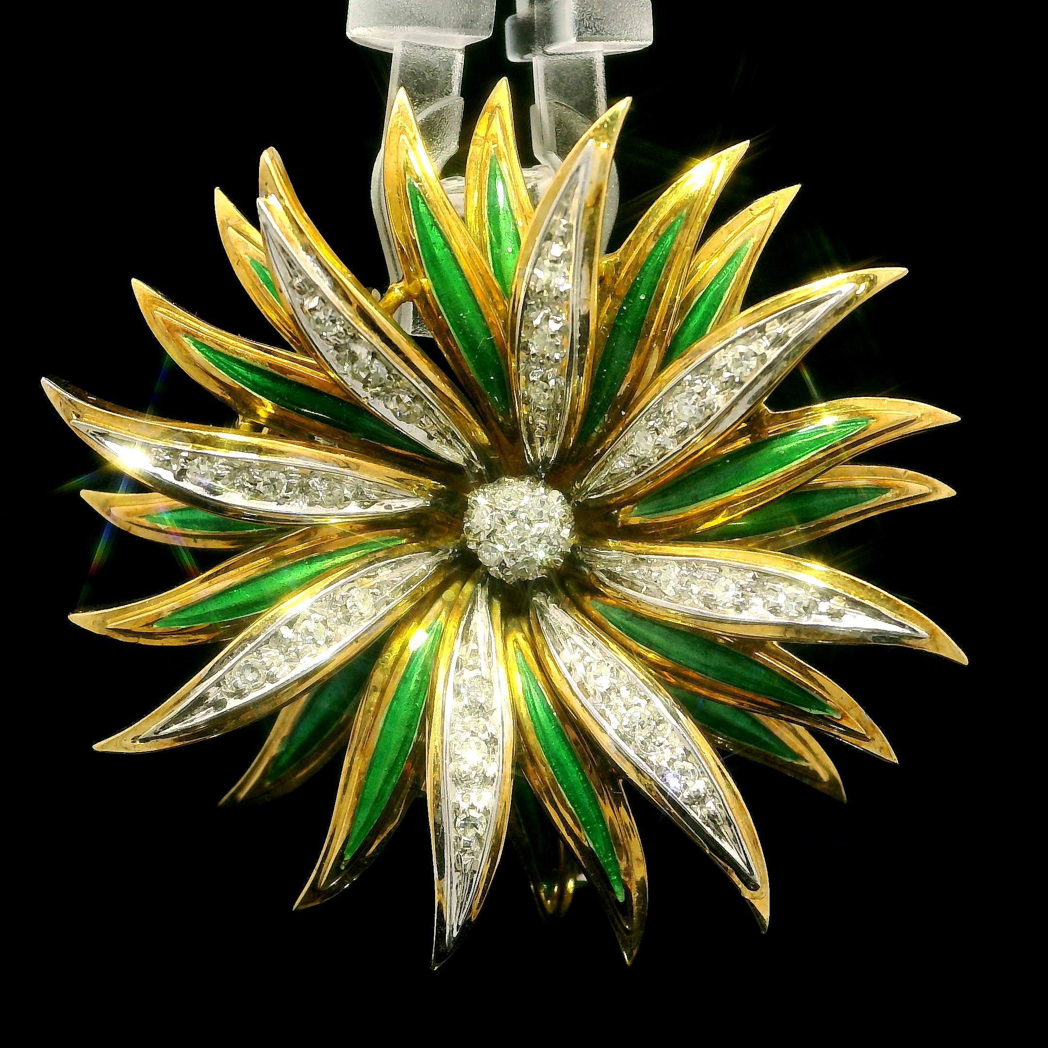 Vintage 18k Massivgold Diamant Grün Emaille Sprühblume Multi Layer Brosche Pin im Angebot 4