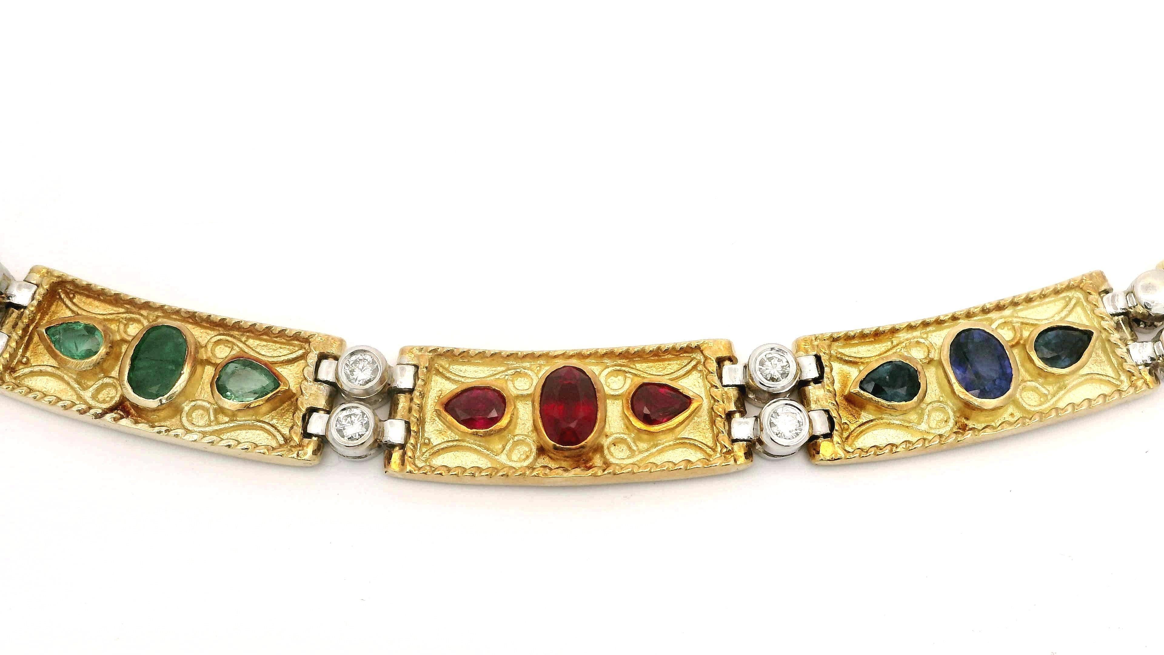 Vintage 18k Solid Gold High Quality Emerald Ruby Sapphire Diamond Link Necklace en vente 1