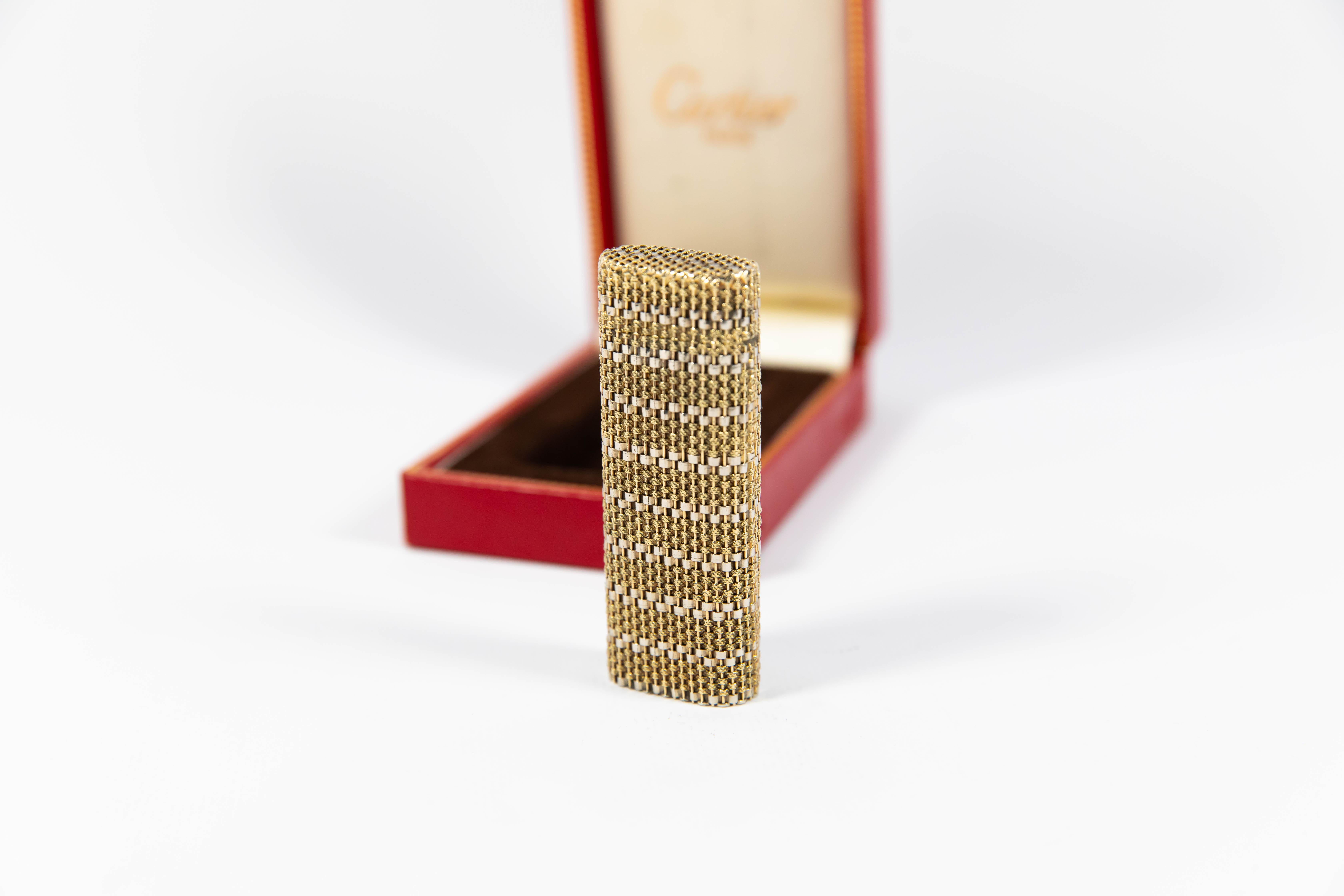 Women's or Men's Vintage 18K Solid Gold Sleeved Cartier Les Must lighter Complete In Box 1970s