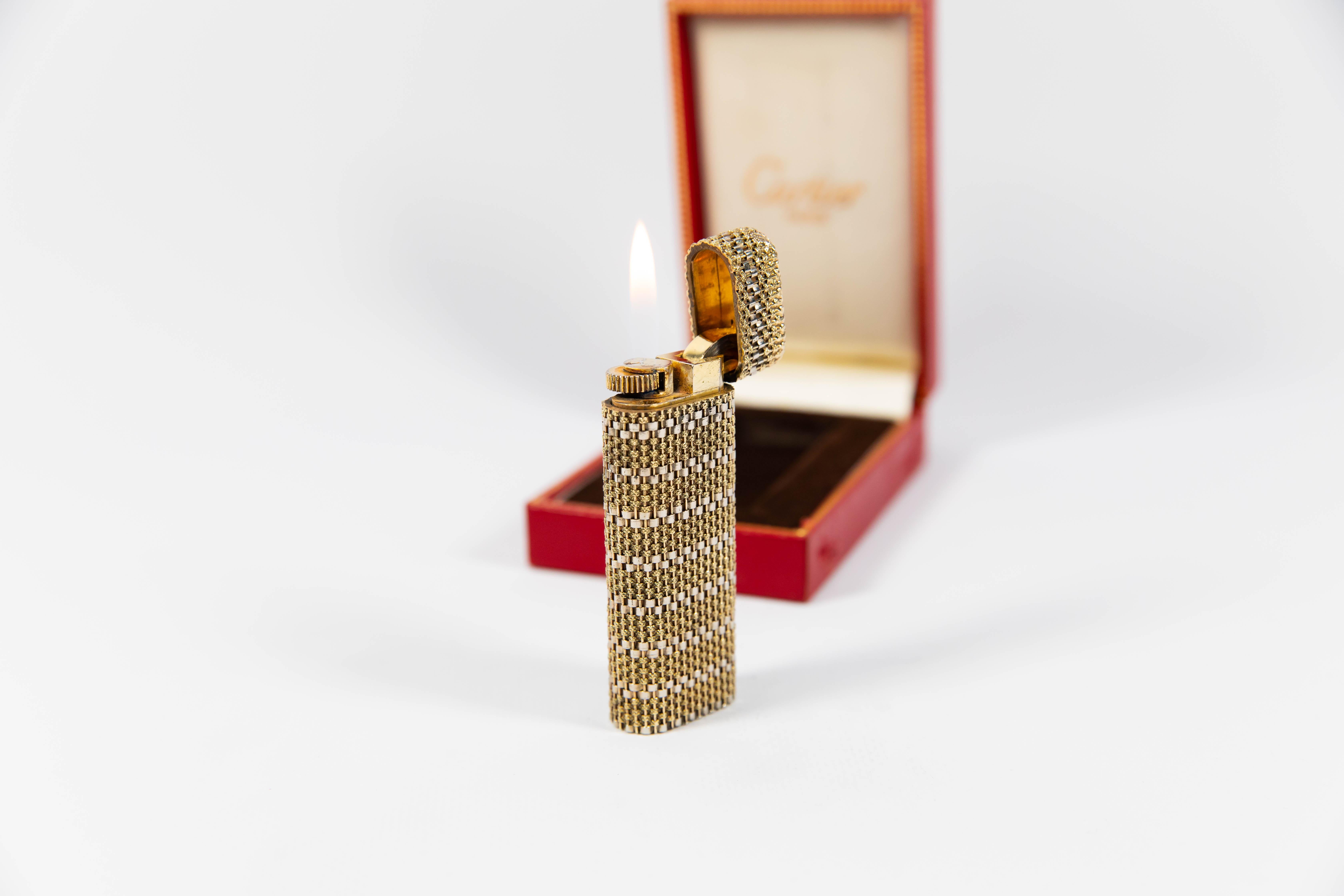 Cartier Les Must, briquet vintage à manches en or massif 18 carats, complet dans sa boîte, années 1970 1