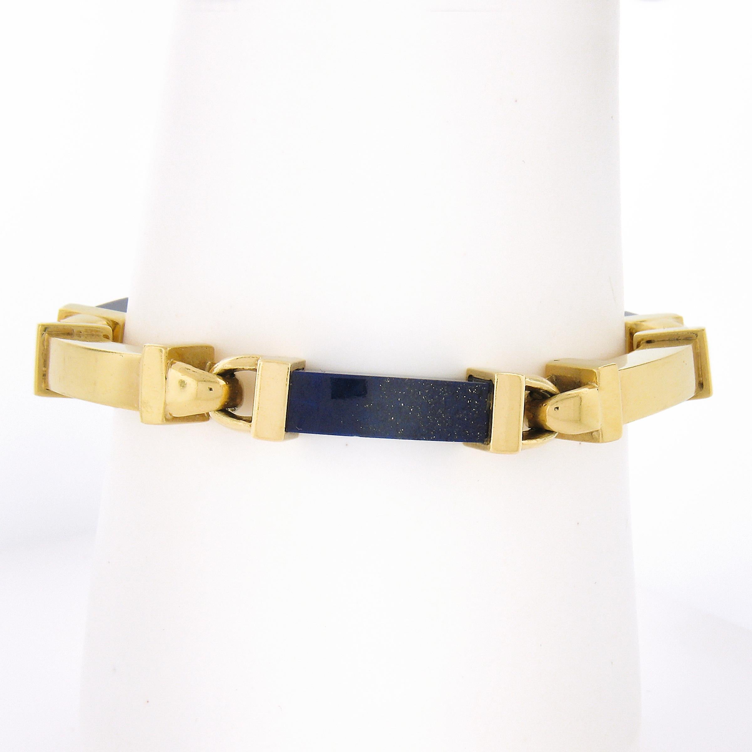 --Stone(s):--
(3) Natural Genuine Lapis Lazuli - Curved Rectangular Shape - Cap Set - Blue Color

Material: Solid 18k Yellow Gold
Weight: 50.47 Grams
Chain Type: Alternating Lapis & Gold Links
Chain Length: Comfortably fits up to 7