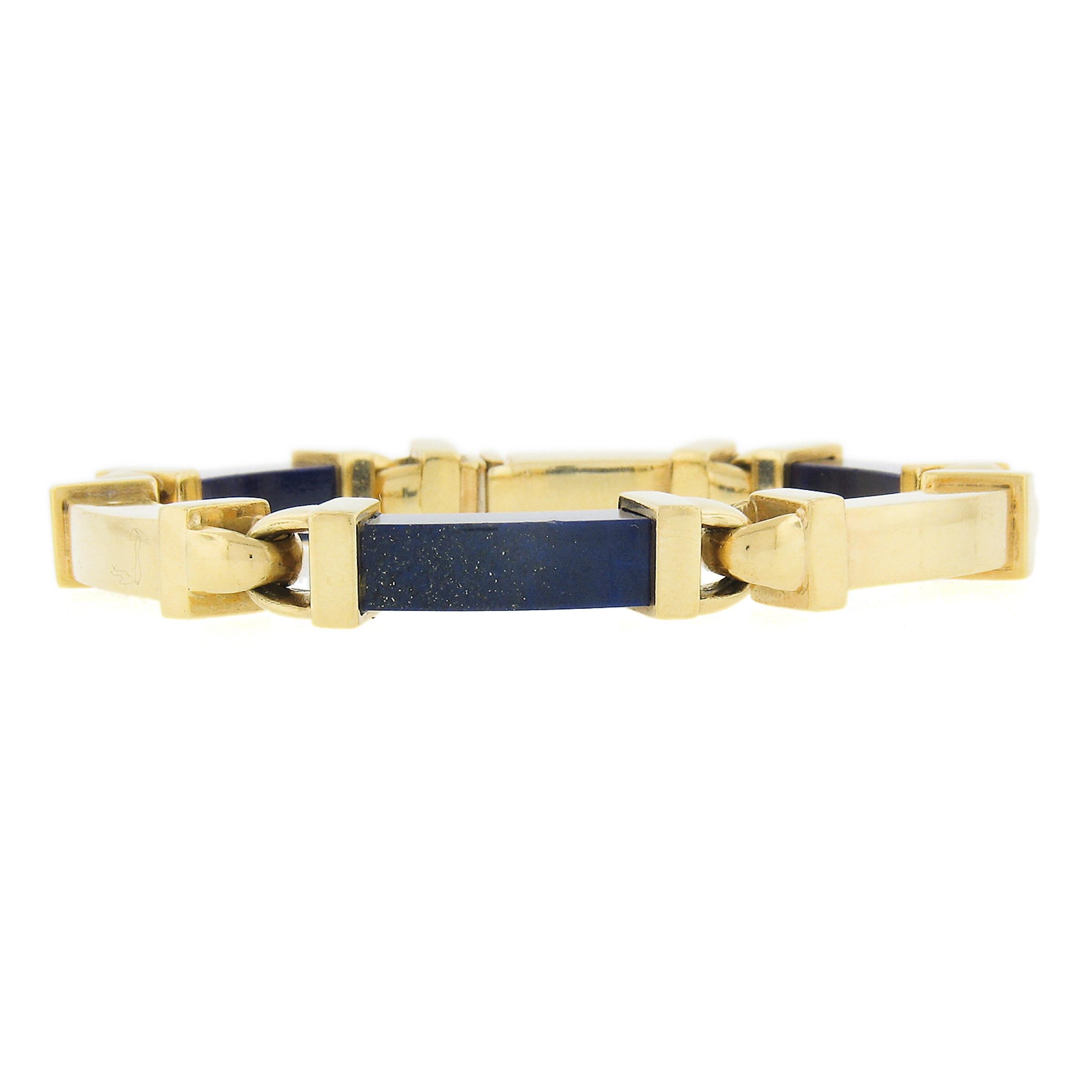 Vintage 18k Solid Yellow Gold Curved Rectangular Blue Lapis Lazuli Link Bracelet In Excellent Condition For Sale In Montclair, NJ