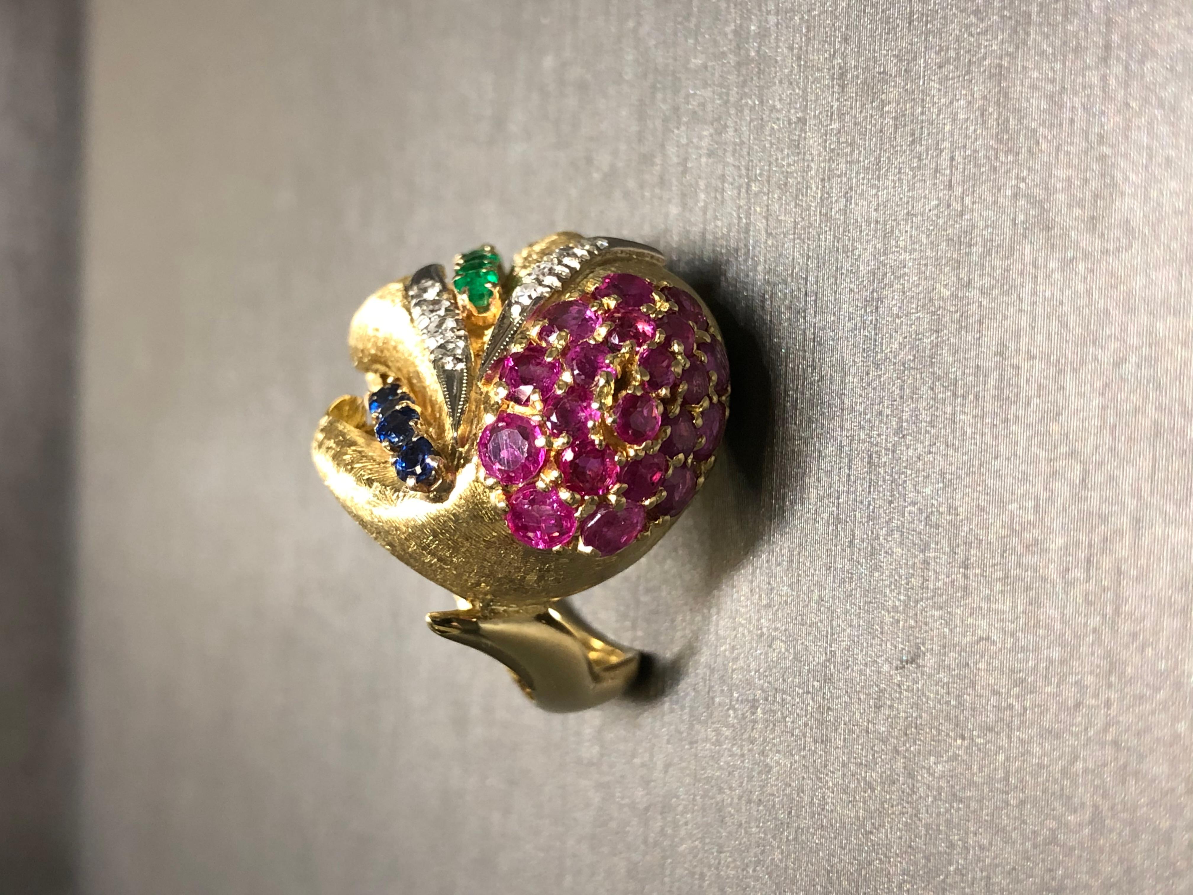 Vintage 18K SPITZER FURMAN Diamond Ruby Emerald Sapphire Freeform Cocktail Ring For Sale 2