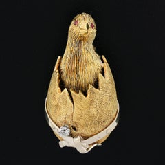 Vintage 18K TT Gold Detailed Textured Chick Bird Breaking Out of Egg Pin Brooch