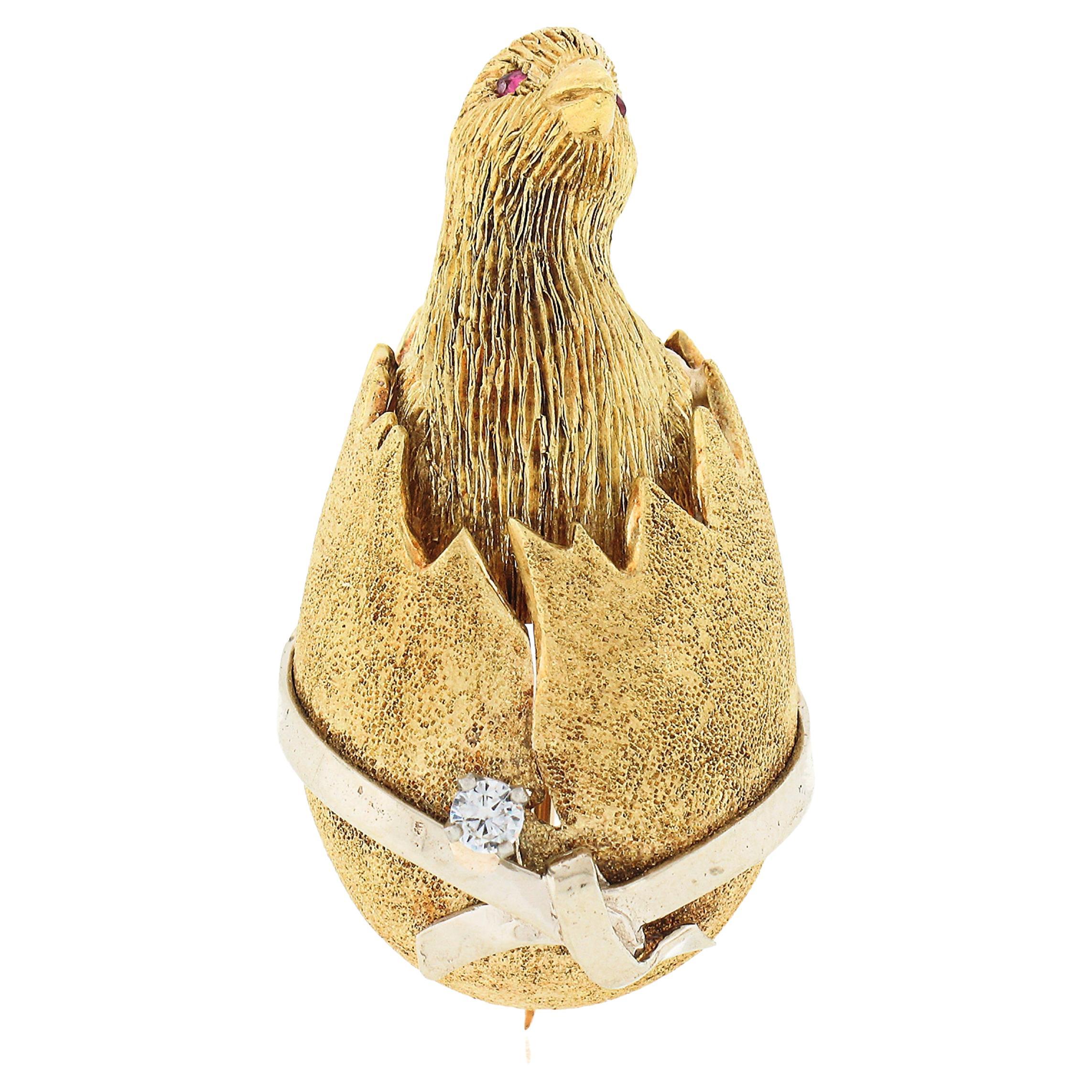 Vintage 18K TT Gold Detailed Textured Chick Bird Breaking Out of Egg Pin Brooch For Sale