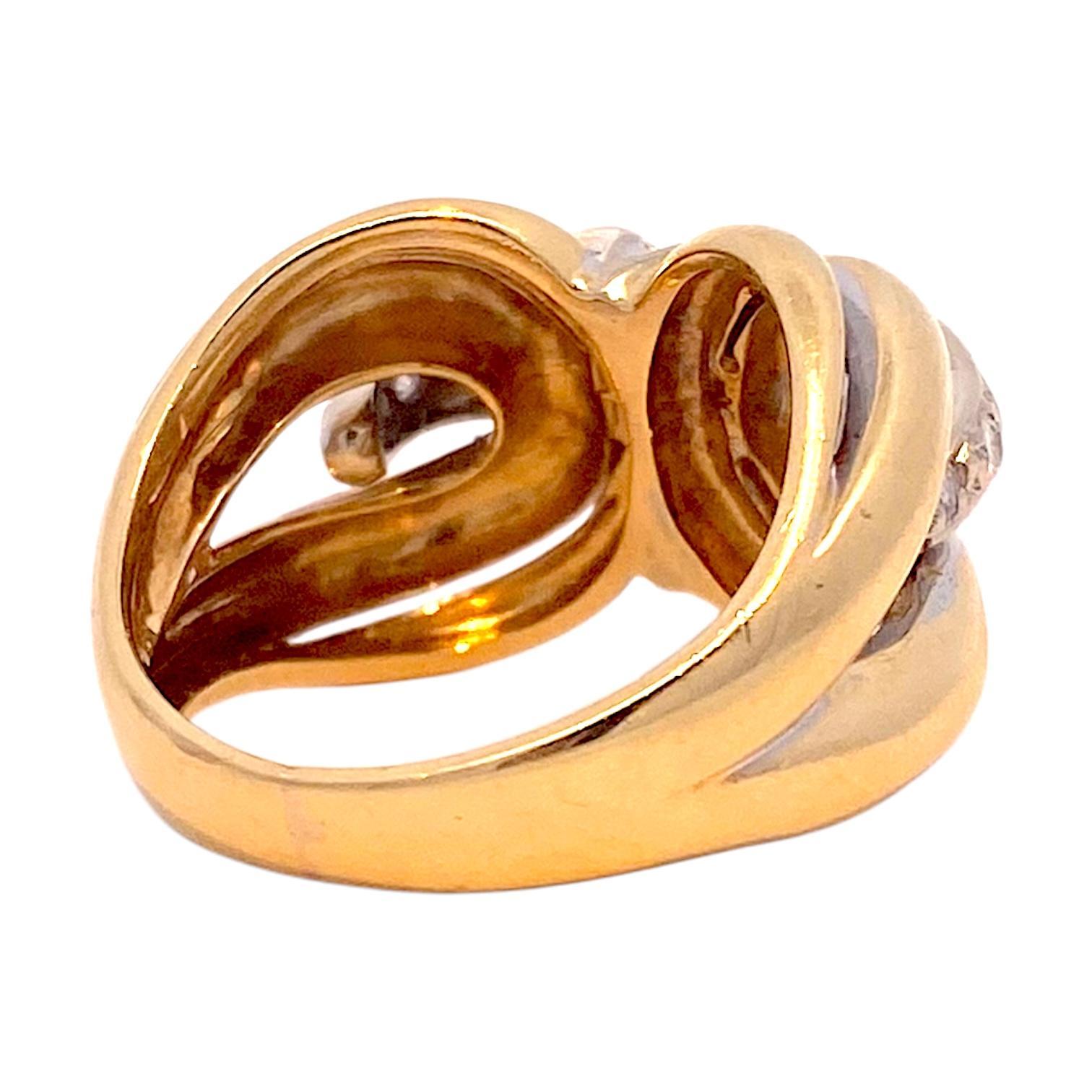 Vintage 18K Two Tone Diamond Cocktail Ring In Good Condition For Sale In Henderson, NV