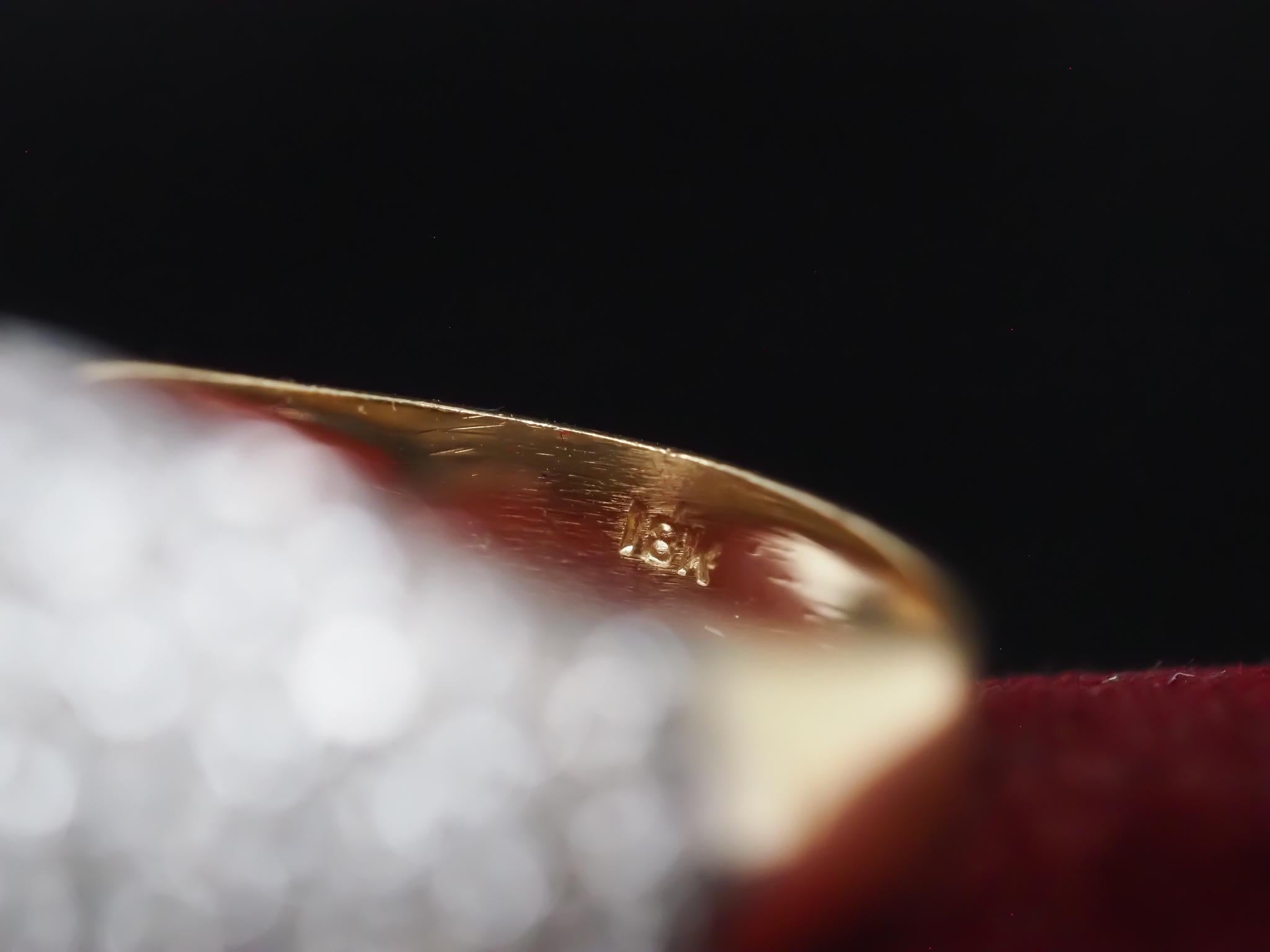 Vintage 18K Two Tone Gold Diamond Swirl Ring For Sale 1