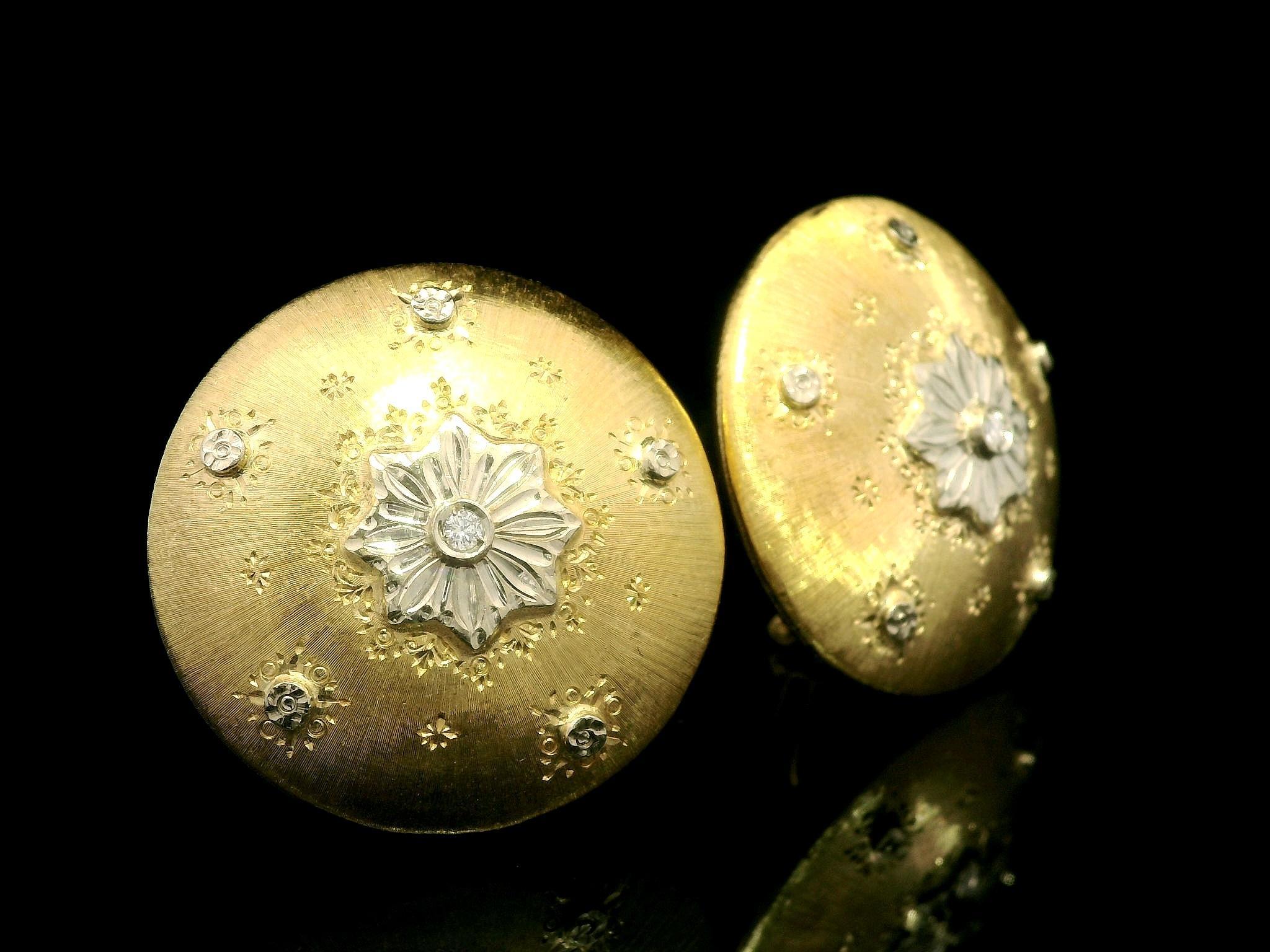 Vintage 18k Two Tone Gold Diamond Textured Floral Large Button Clip On Earrings For Sale 1