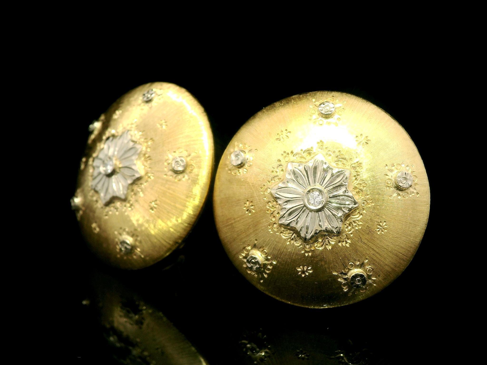 Vintage 18k Two Tone Gold Diamond Textured Floral Large Button Clip On Earrings For Sale 2