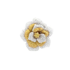 Vintage 18K Two Tone Gold Flower Pin Brooch 14.5 Carat Round Diamonds