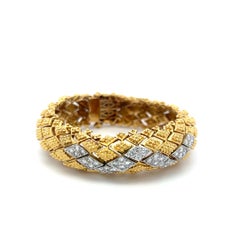 Vintage 18K Two Tone Gold Link Bracelet with 1.8 Carat Round J-SI Diamonds