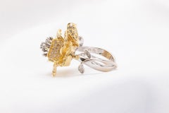 Anillo de Diamantes Flor Única Vintage de Oro de Dos Tonos de 18k